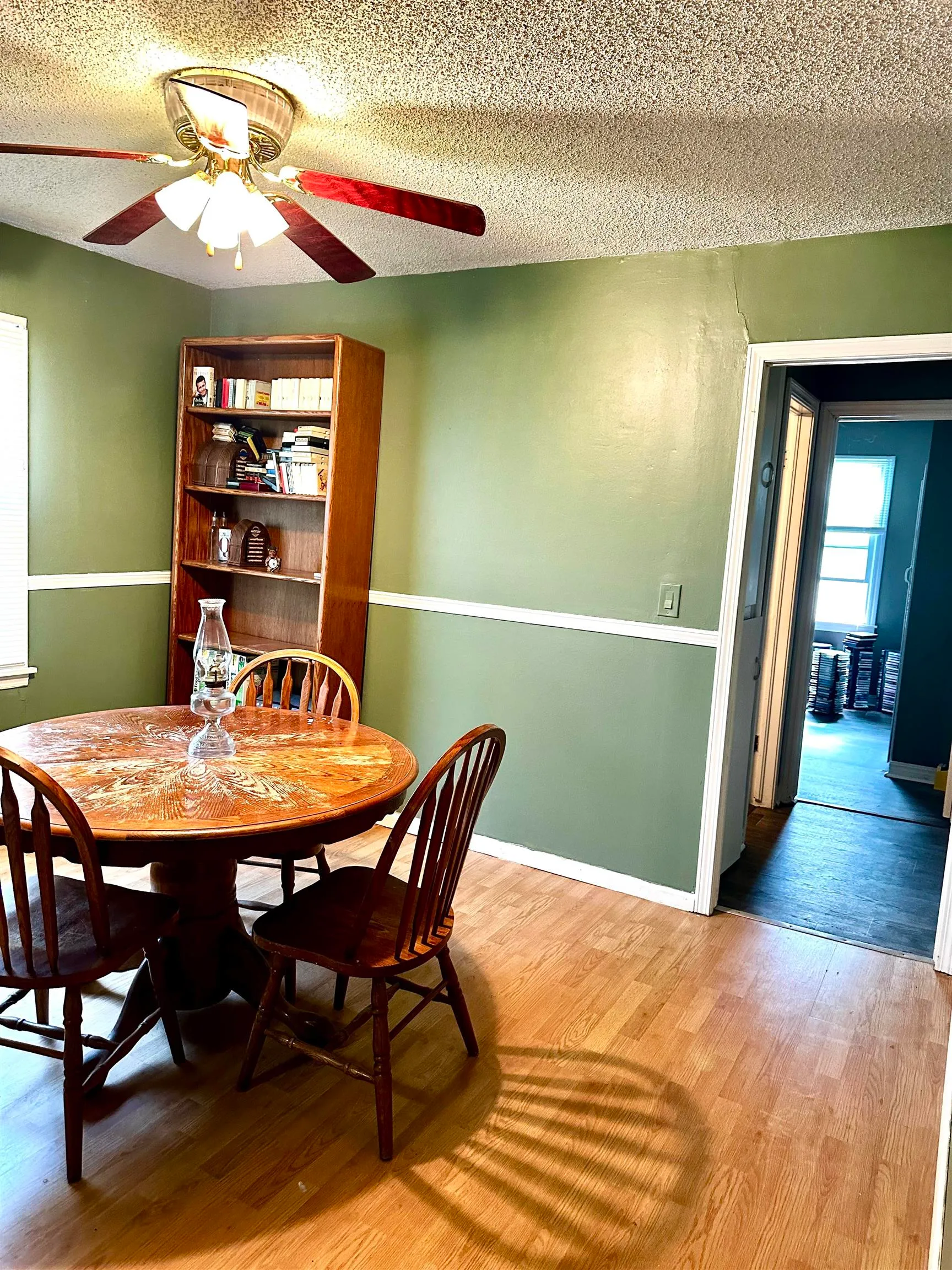Wichita, Kansas 67217, United States, 2 Bedrooms Bedrooms, ,1 BathroomBathrooms,Residential,Pending,42099
