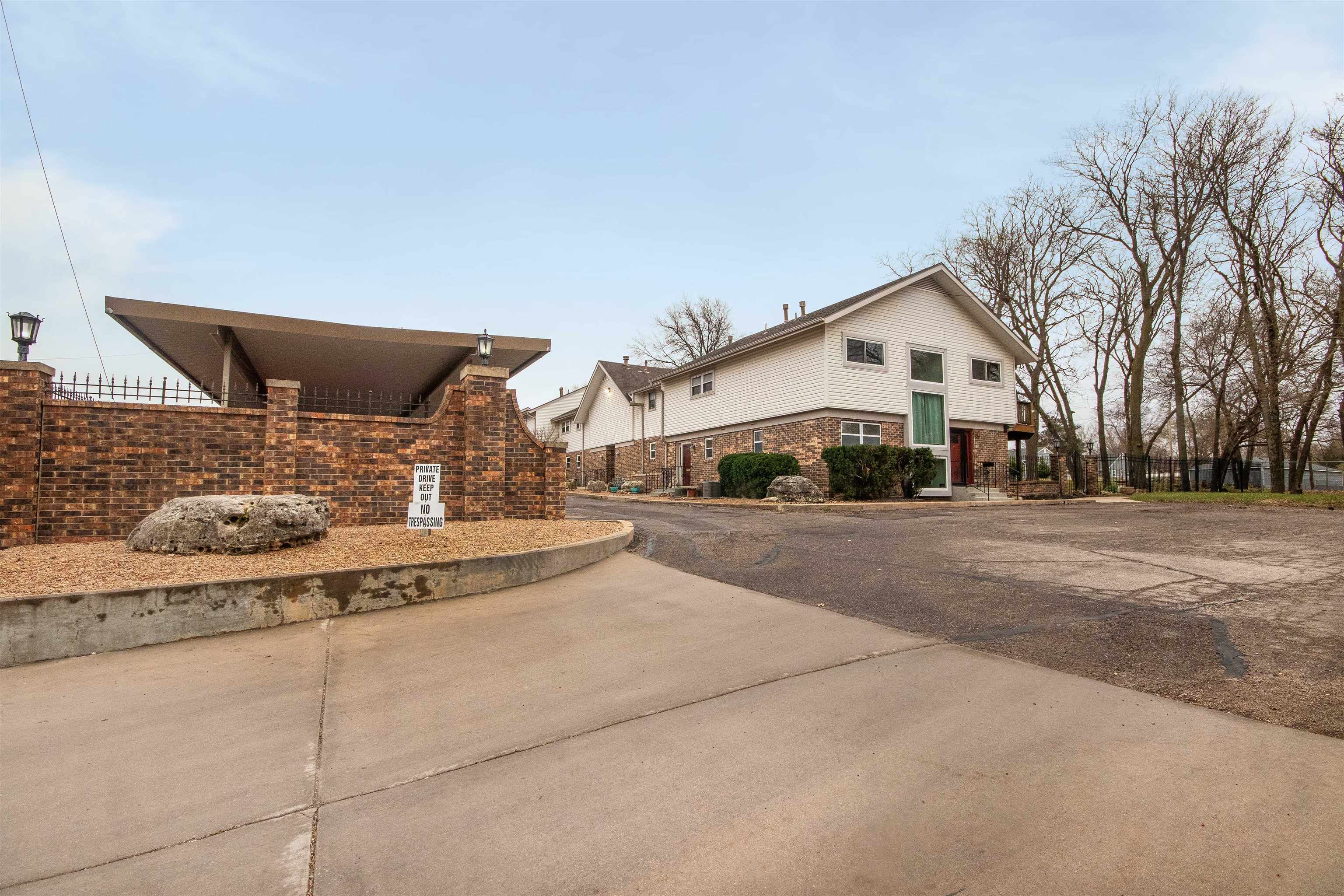 111 S Summit St B5 St, El Dorado, Kansas image 29