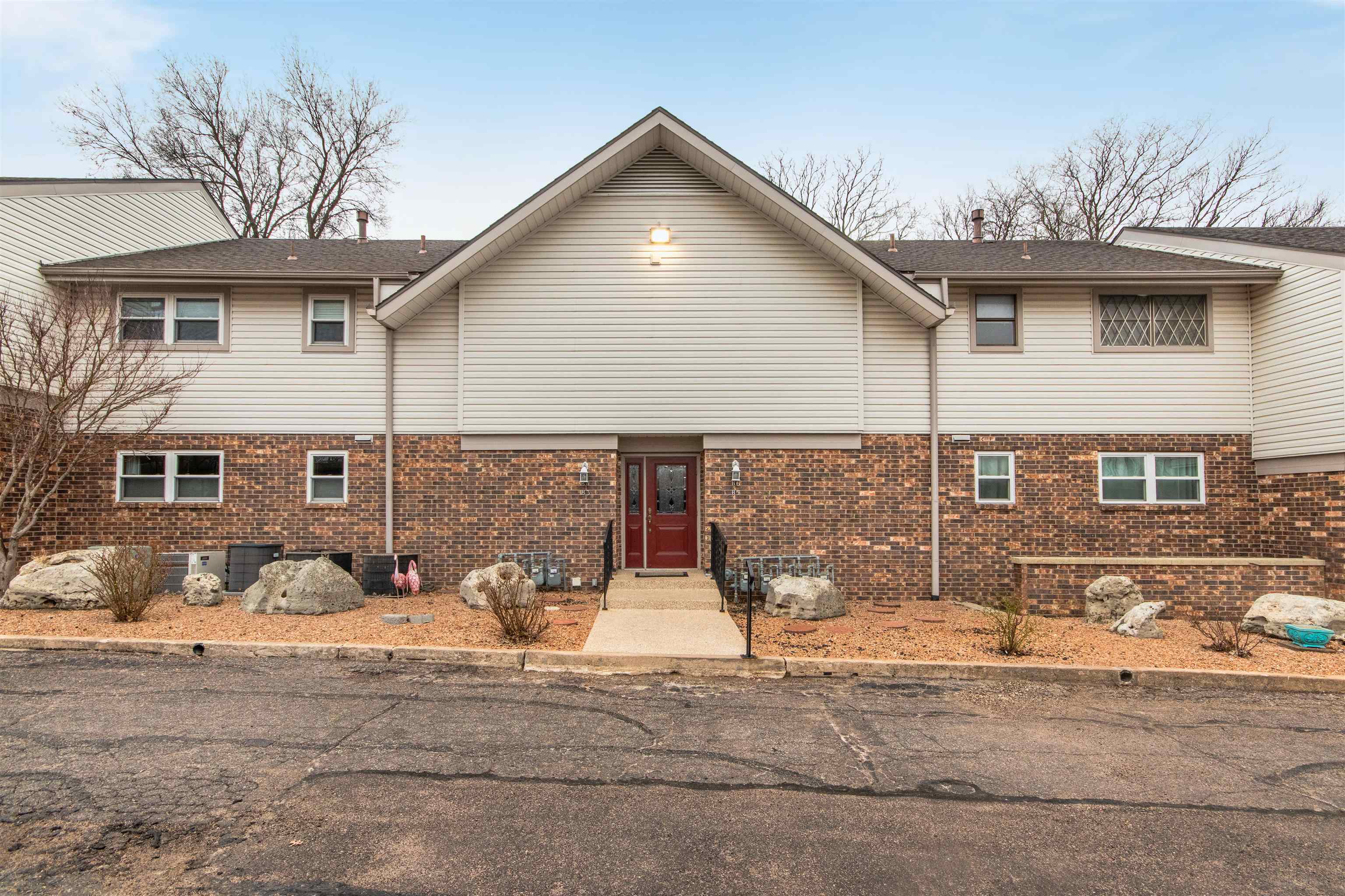 111 S Summit St B5 St, El Dorado, Kansas image 2