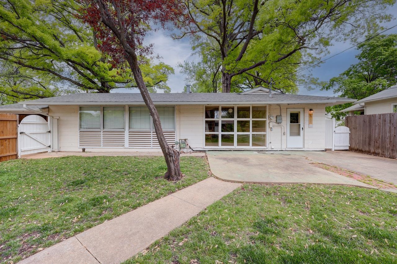 1005 E 15th Ave, Winfield, Kansas image 26