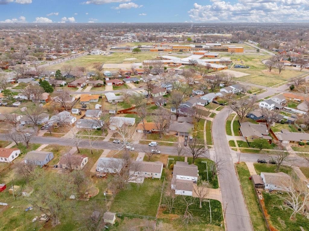 2474 S Bennett Ave, Wichita, Kansas image 36