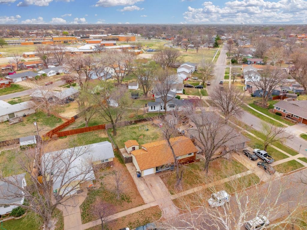 2474 S Bennett Ave, Wichita, Kansas image 33