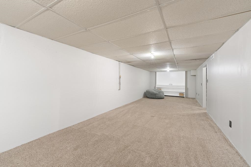 2474 S Bennett Ave, Wichita, Kansas image 19
