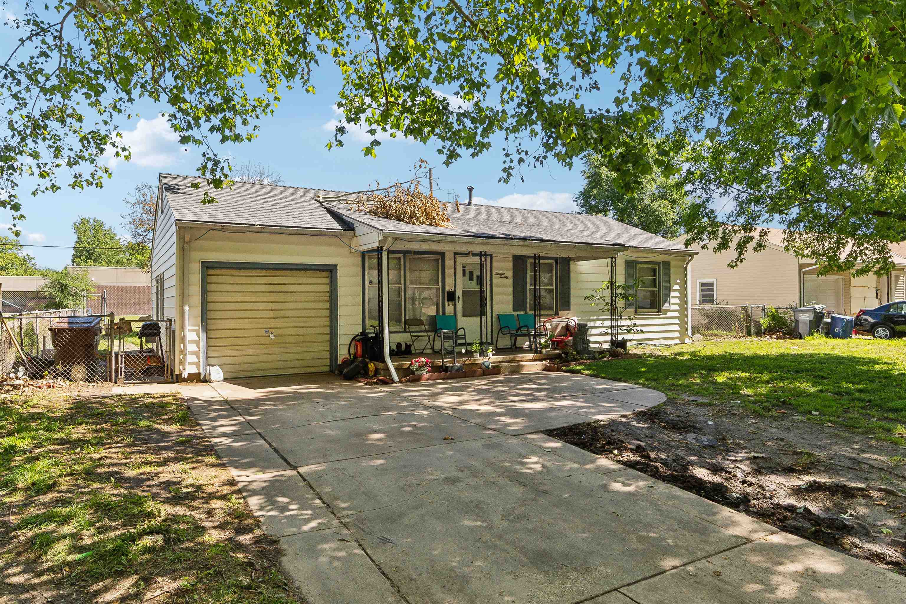 1320 E Crowley St, Wichita, Kansas image 2