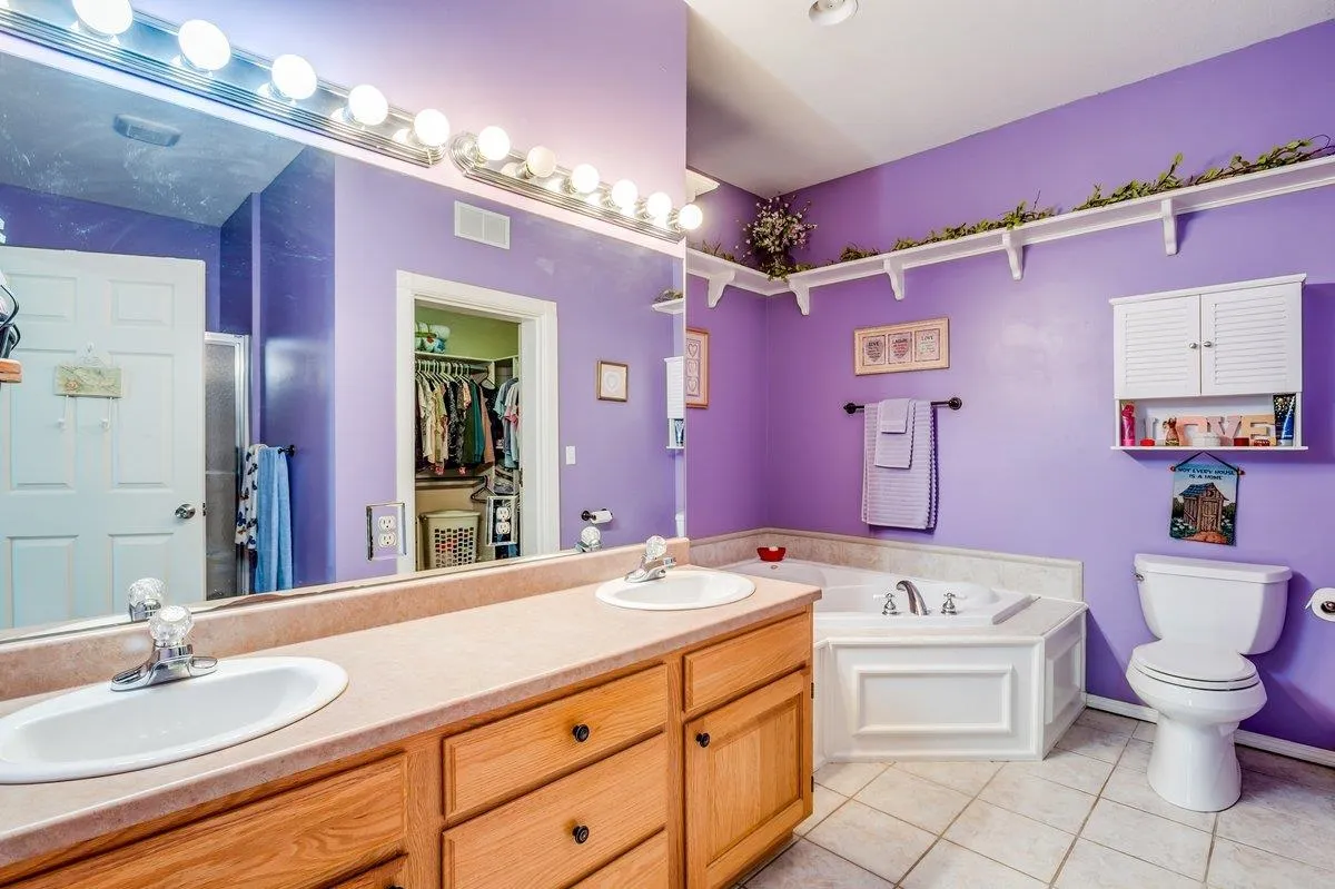 Derby, Kansas 67037, United States, 3 Bedrooms Bedrooms, ,3 BathroomsBathrooms,Residential,Active,93876