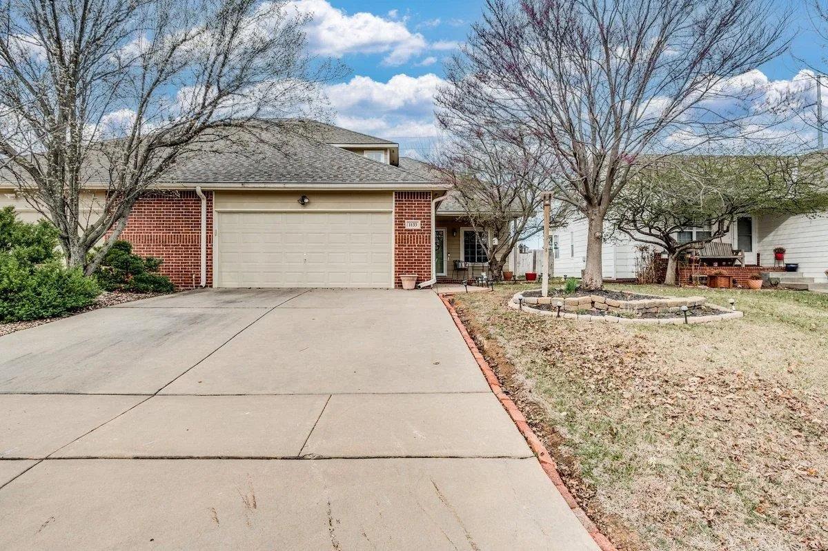 Derby, Kansas 67037, United States, 3 Bedrooms Bedrooms, ,3 BathroomsBathrooms,Residential,Active,93876