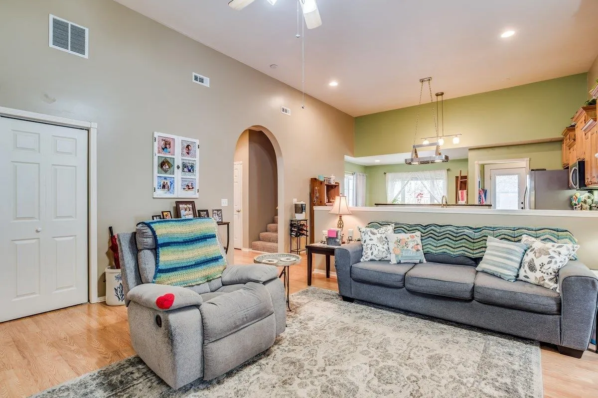 Derby, Kansas 67037, United States, 3 Bedrooms Bedrooms, ,3 BathroomsBathrooms,Residential,Active,93876