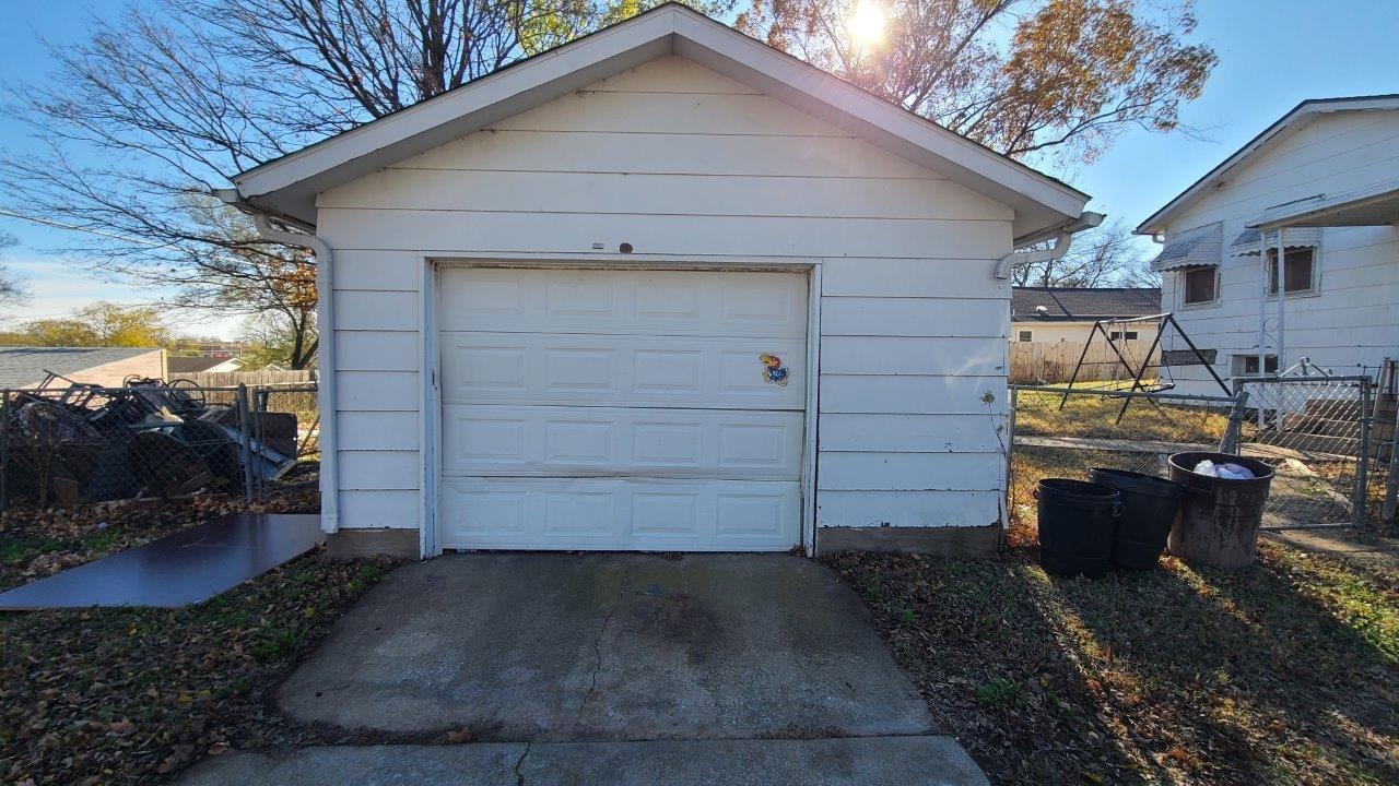 823 N Blaine St, Wellington, Kansas image 9