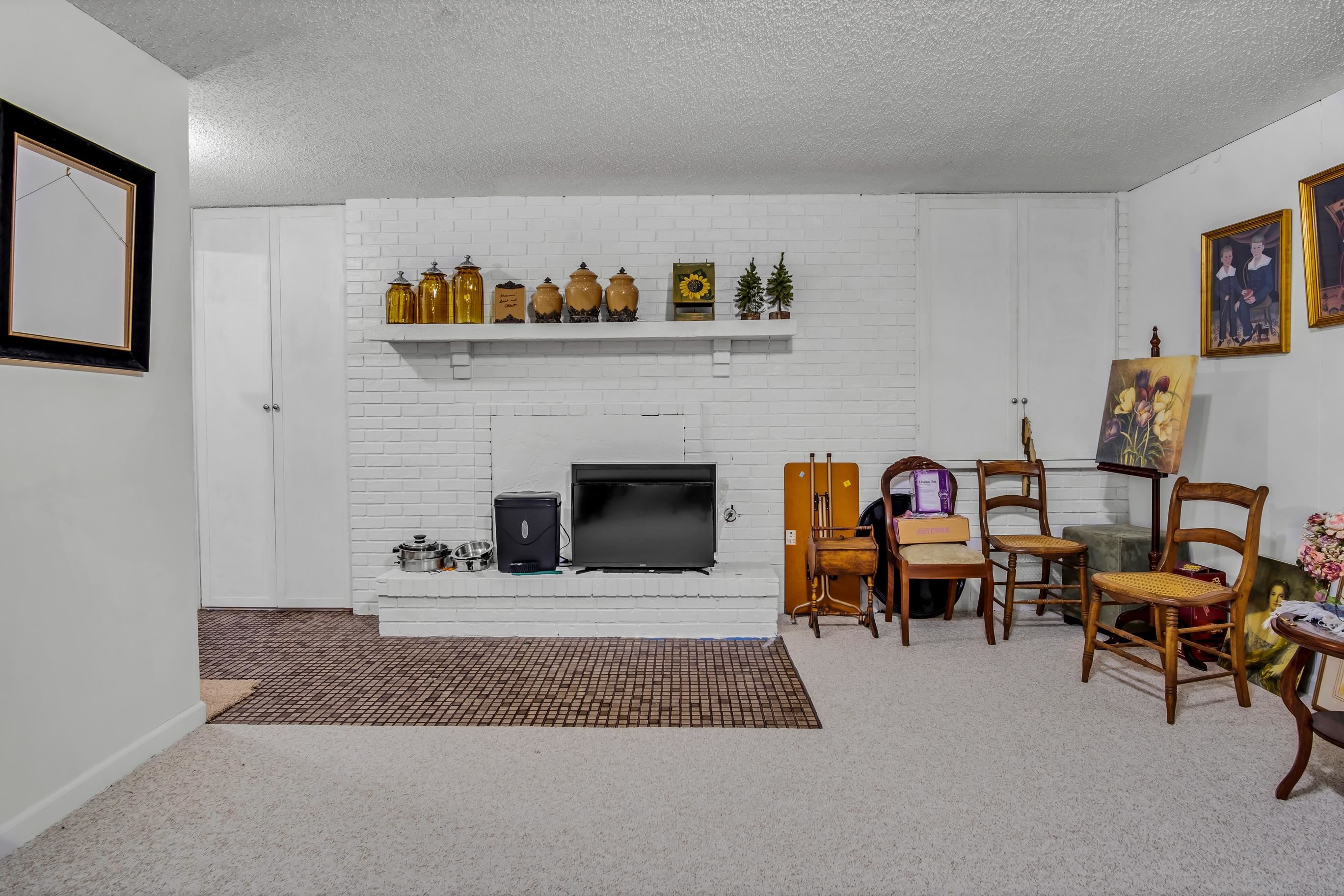 923 Santa Fe St, Newton, Kansas image 26