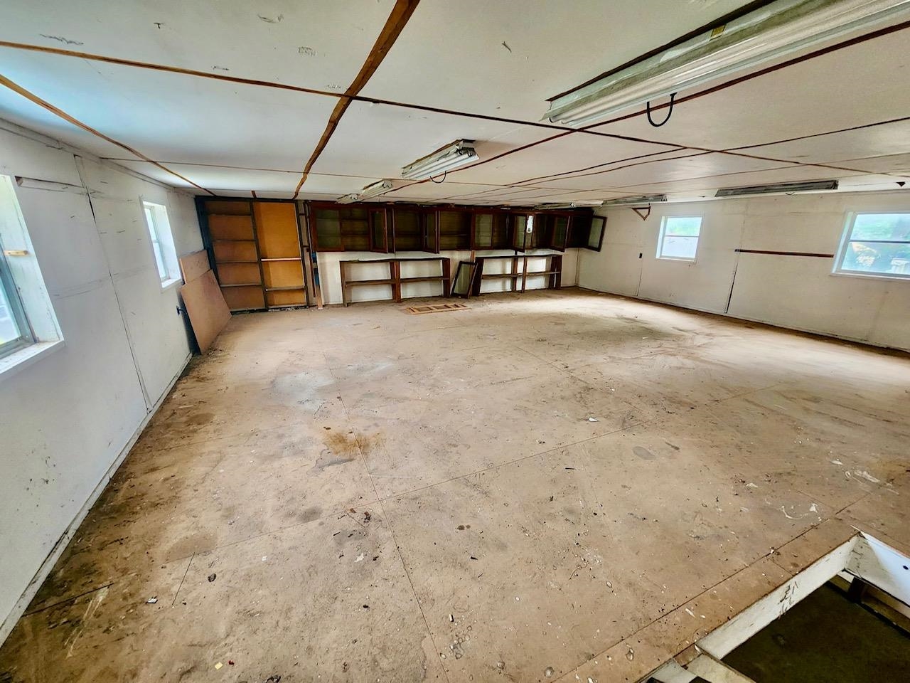 215 Hungerford Ave, Haysville, Kansas image 33