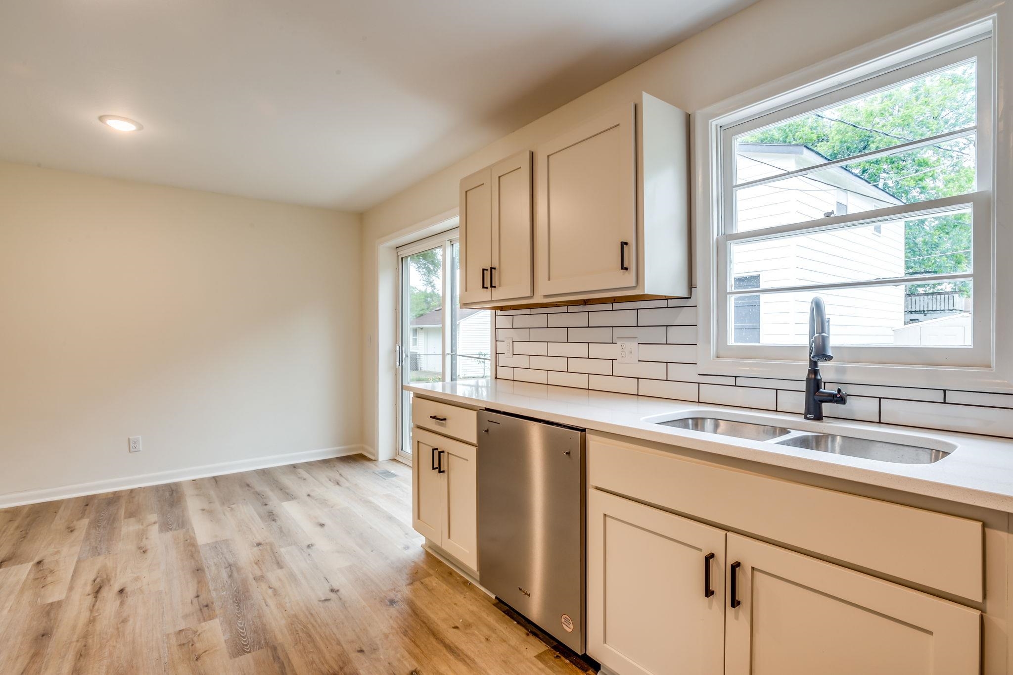 215 Hungerford Ave, Haysville, Kansas image 11