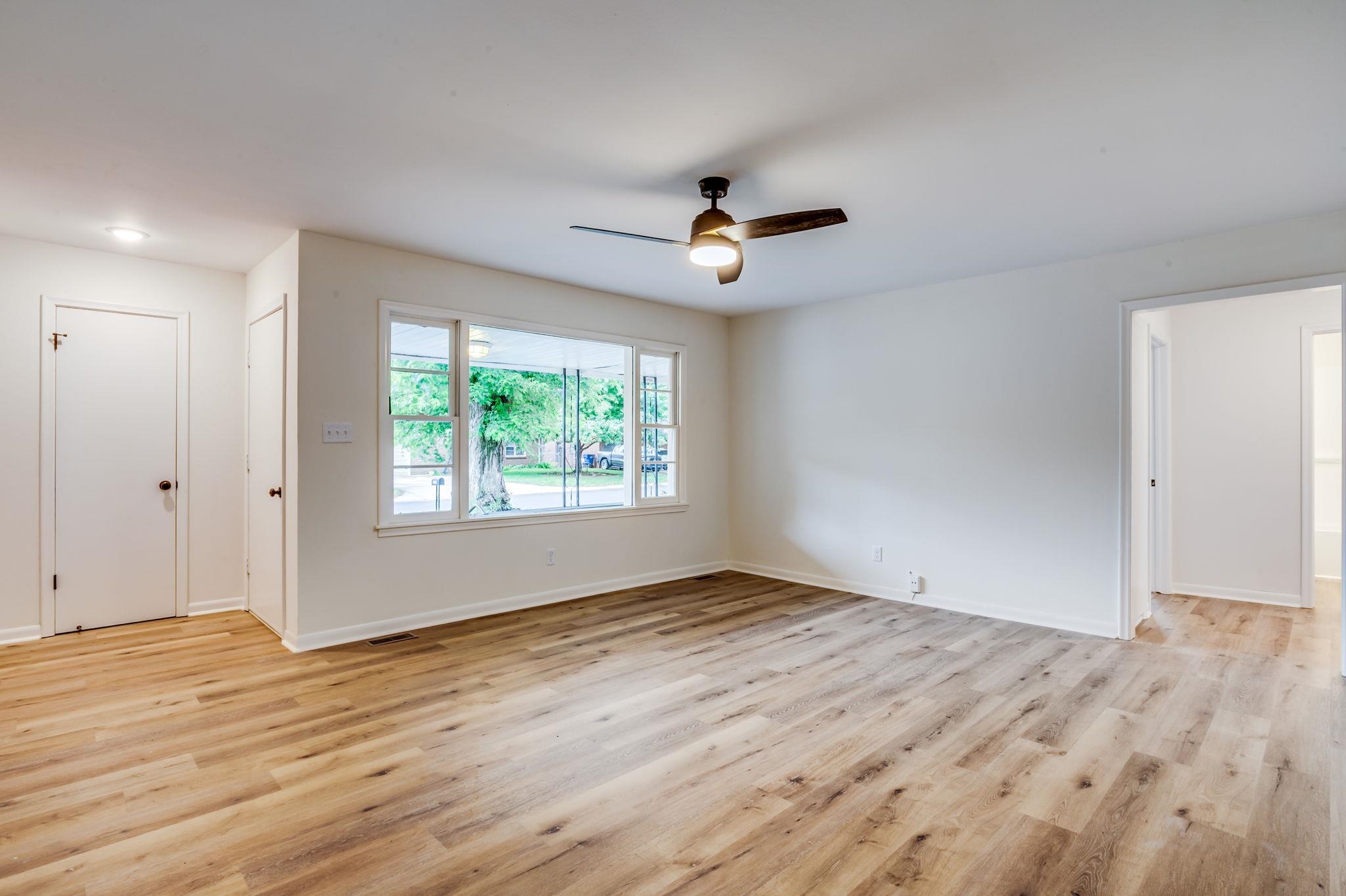 215 Hungerford Ave, Haysville, Kansas image 4