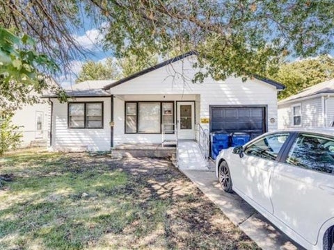 Homes For Sale - 1227 Harding St<br/> Wichita, KS 67208