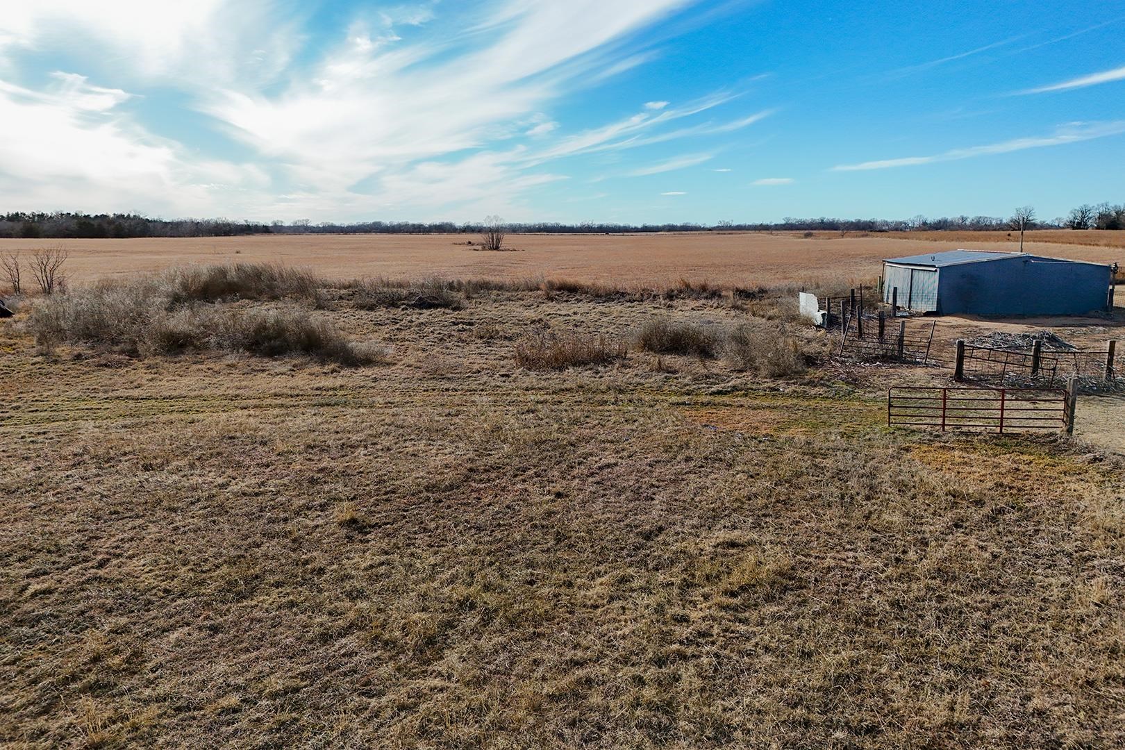 17+/-Acres On NW 10 Ave, Kingman, Kansas image 8