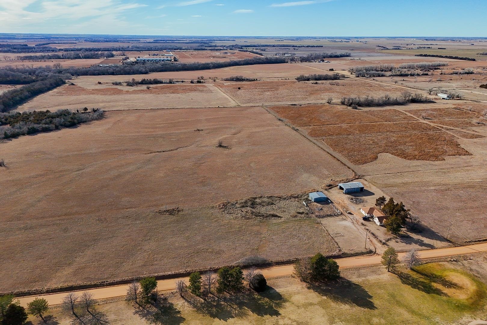 17+/-Acres On NW 10 Ave, Kingman, Kansas image 3