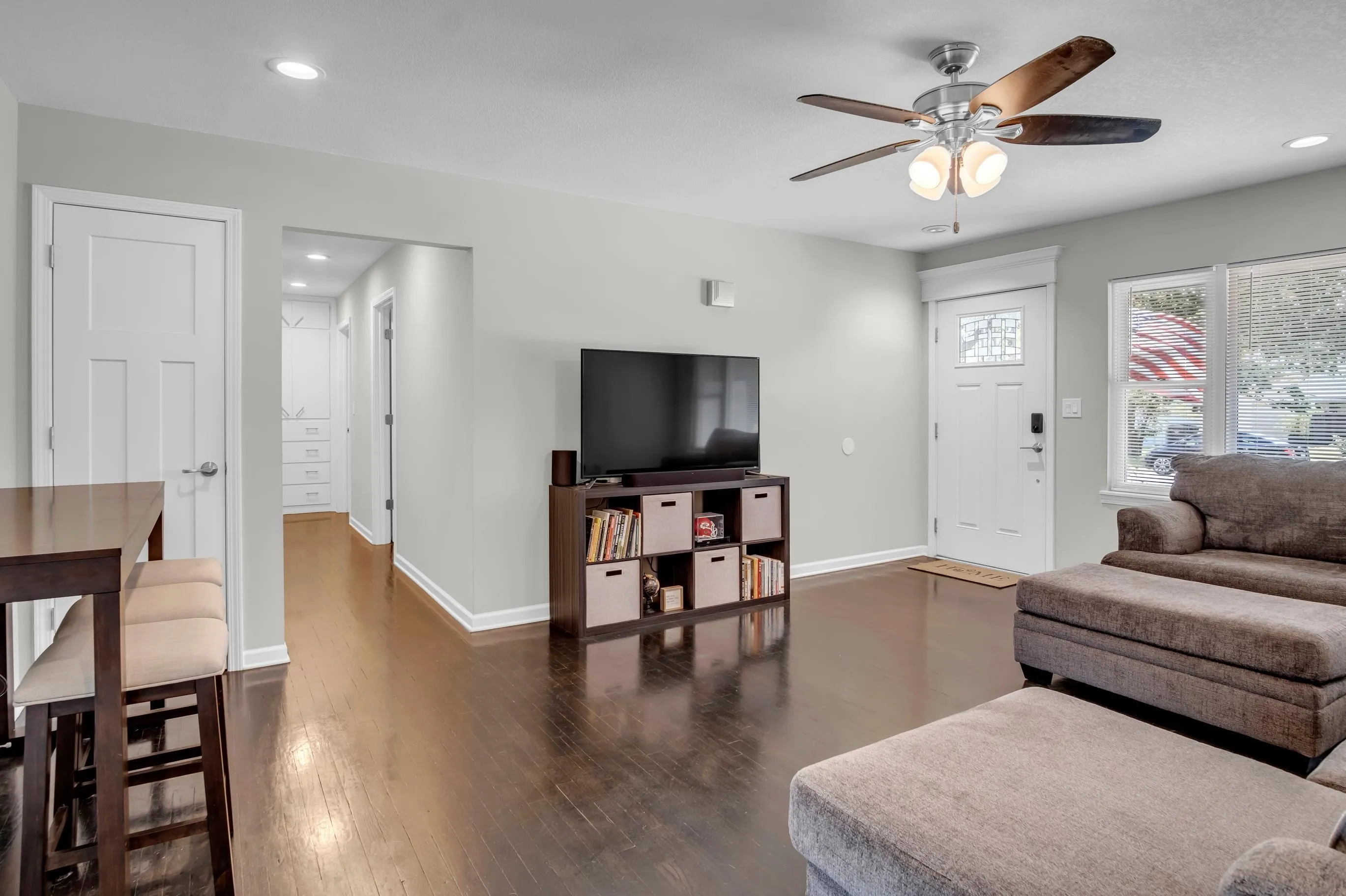 Newton, Kansas 67114, United States, 3 Bedrooms Bedrooms, ,2 BathroomsBathrooms,Residential,Active,178537