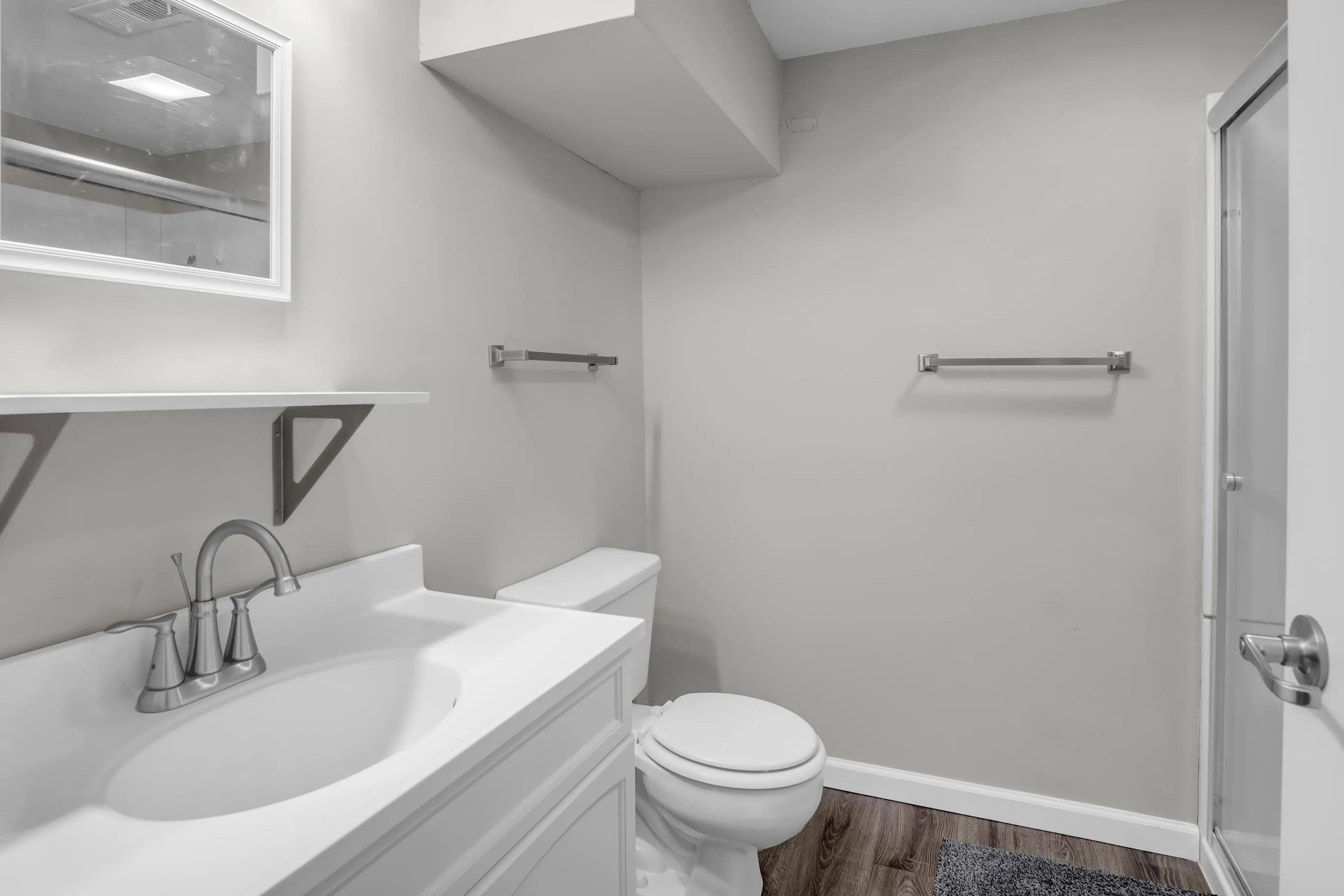 Newton, Kansas 67114, United States, 3 Bedrooms Bedrooms, ,2 BathroomsBathrooms,Residential,Active,178537