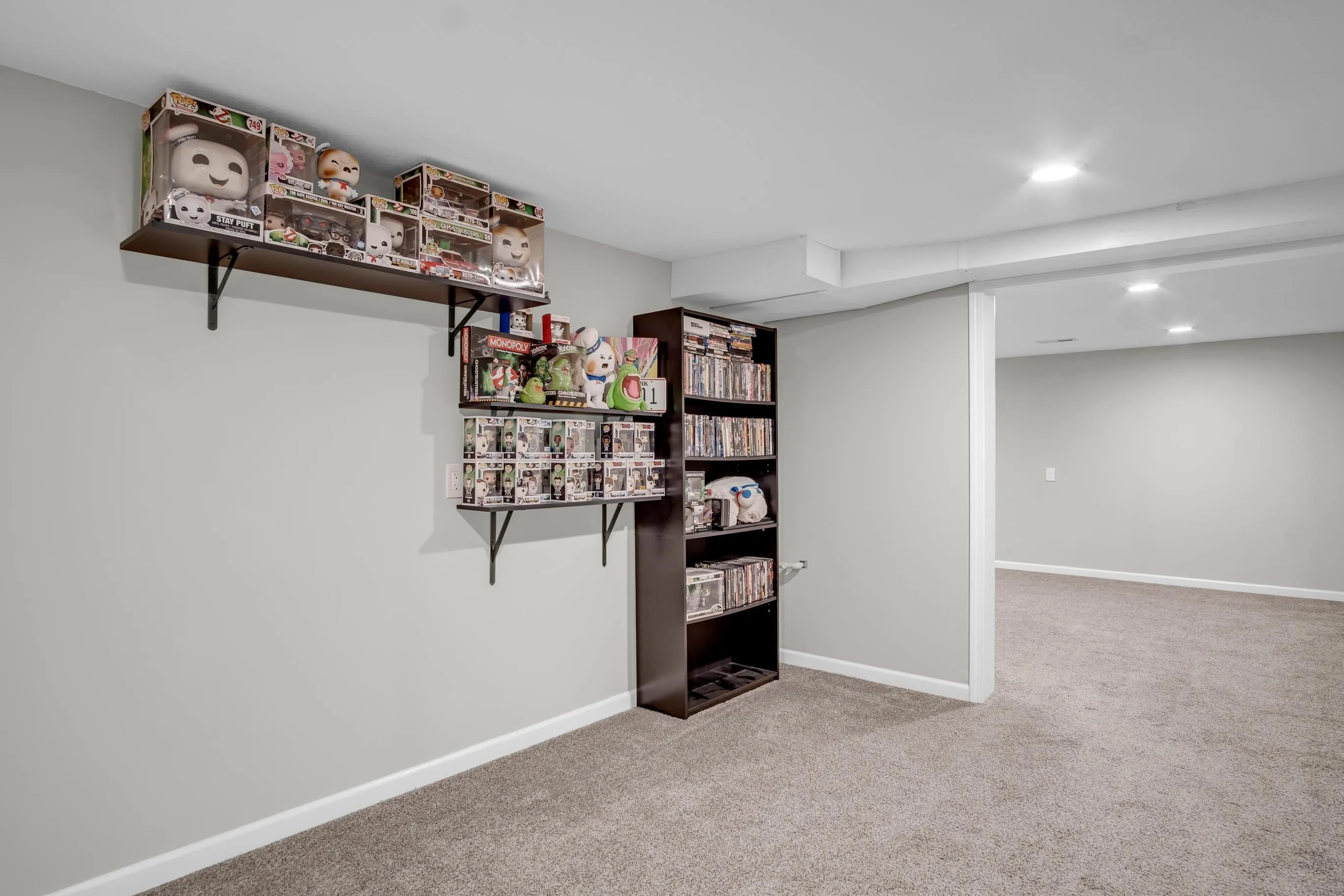 Newton, Kansas 67114, United States, 3 Bedrooms Bedrooms, ,2 BathroomsBathrooms,Residential,Active,178537