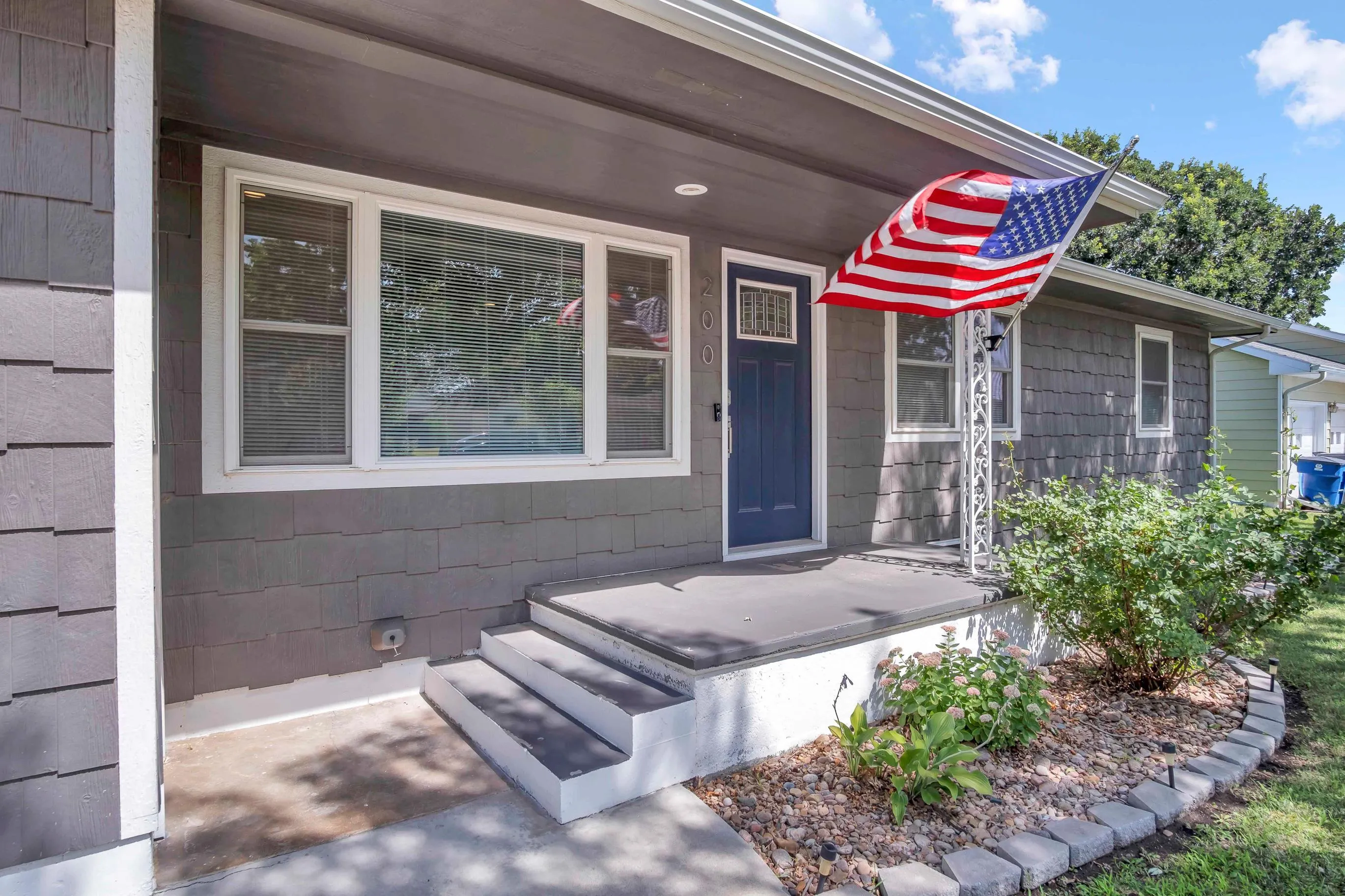 Newton, Kansas 67114, United States, 3 Bedrooms Bedrooms, ,2 BathroomsBathrooms,Residential,Active,178537