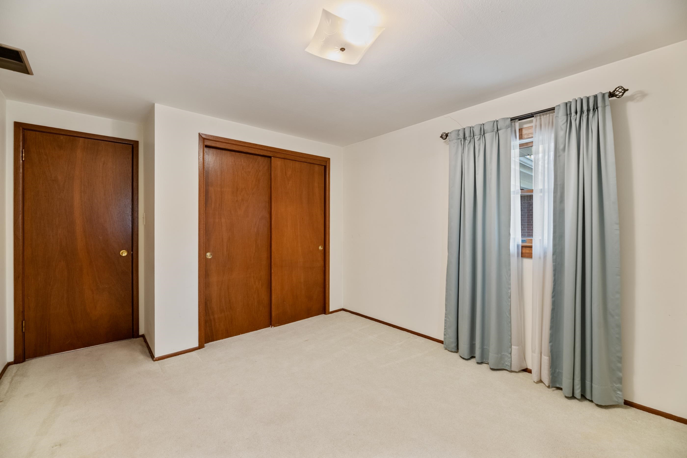 9201 W Hickory Ln, Wichita, Kansas image 20