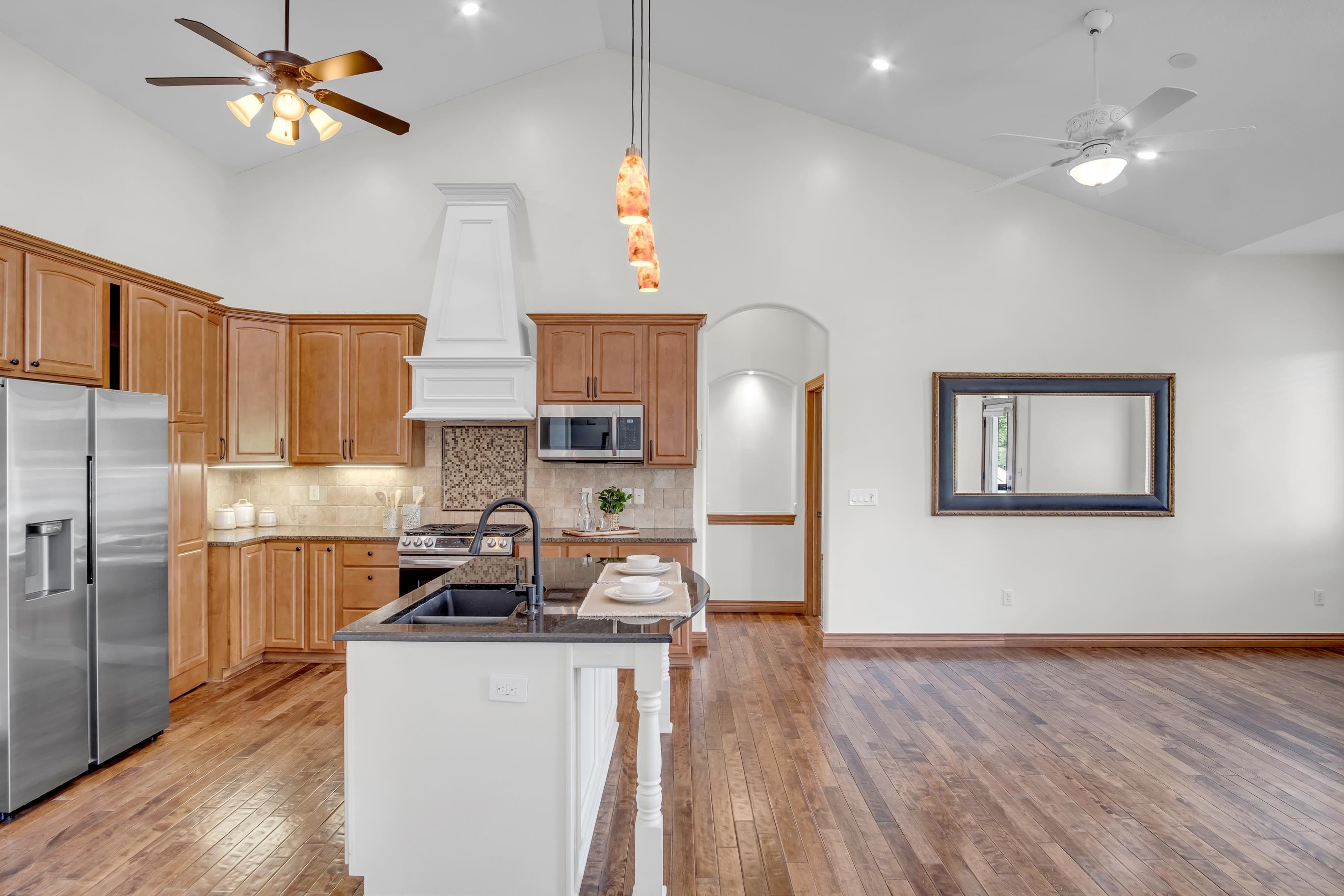 1737 S Triple Crown Ct, Wichita, Kansas image 9