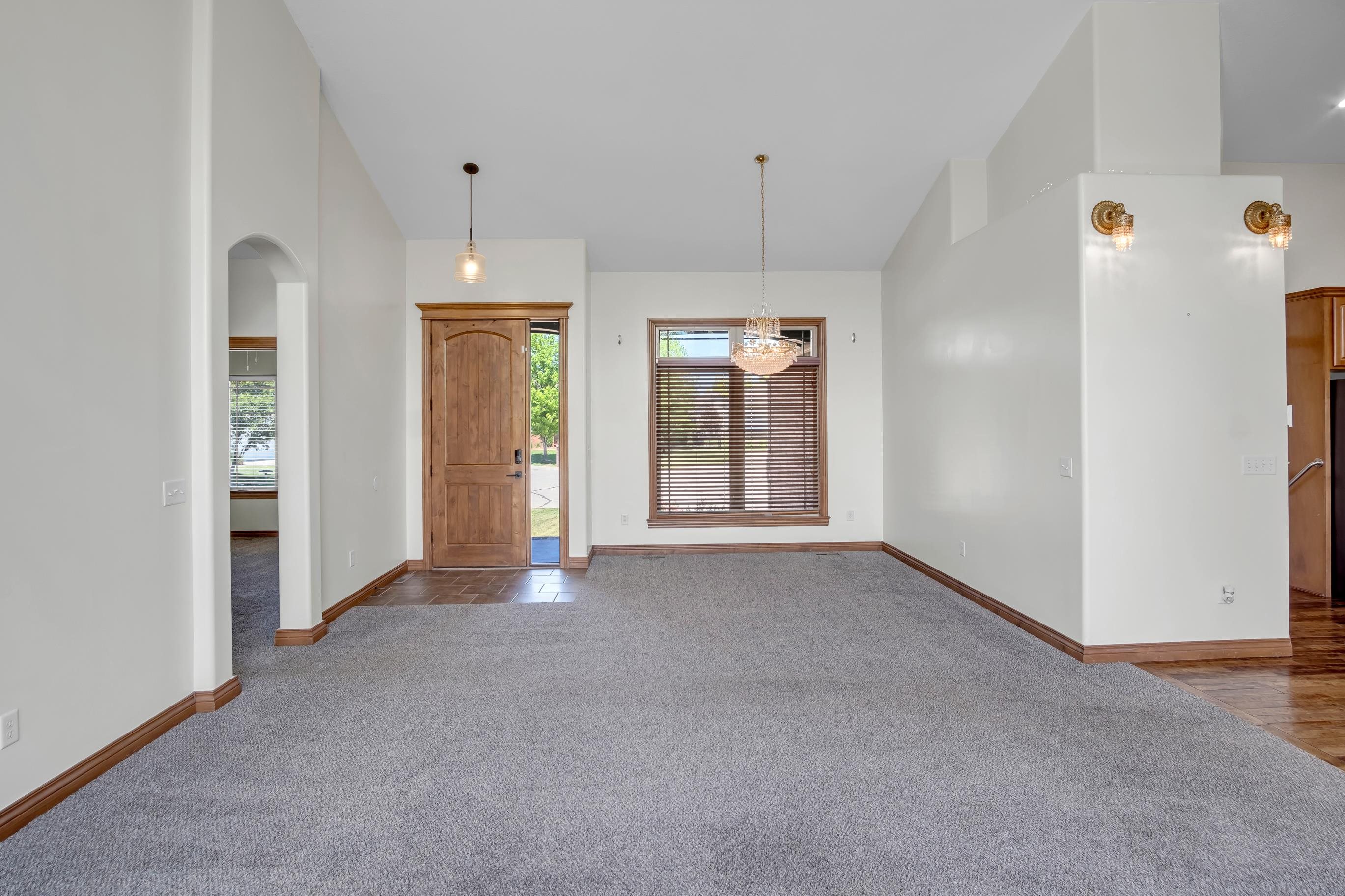 1737 S Triple Crown Ct, Wichita, Kansas image 5