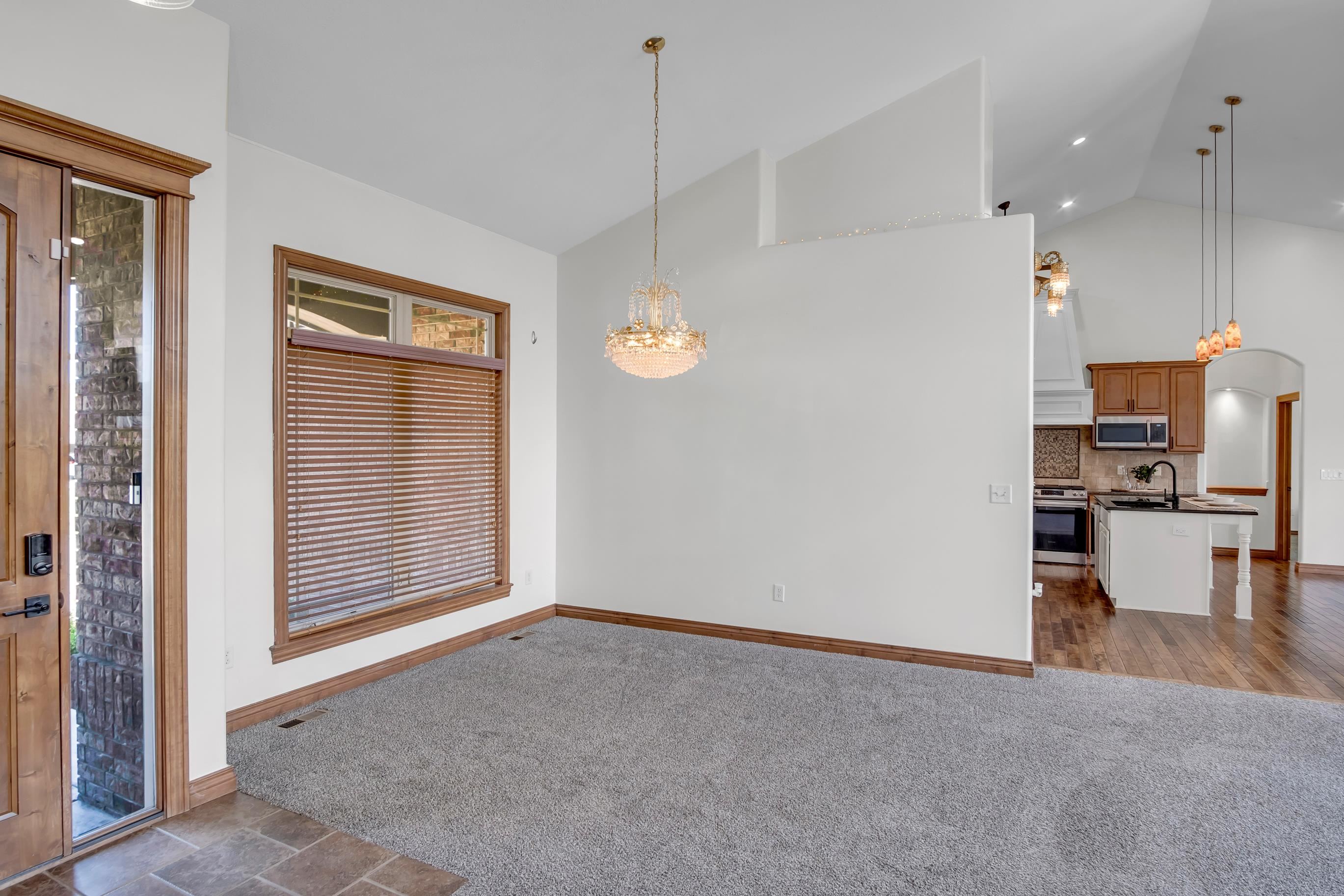 1737 S Triple Crown Ct, Wichita, Kansas image 7