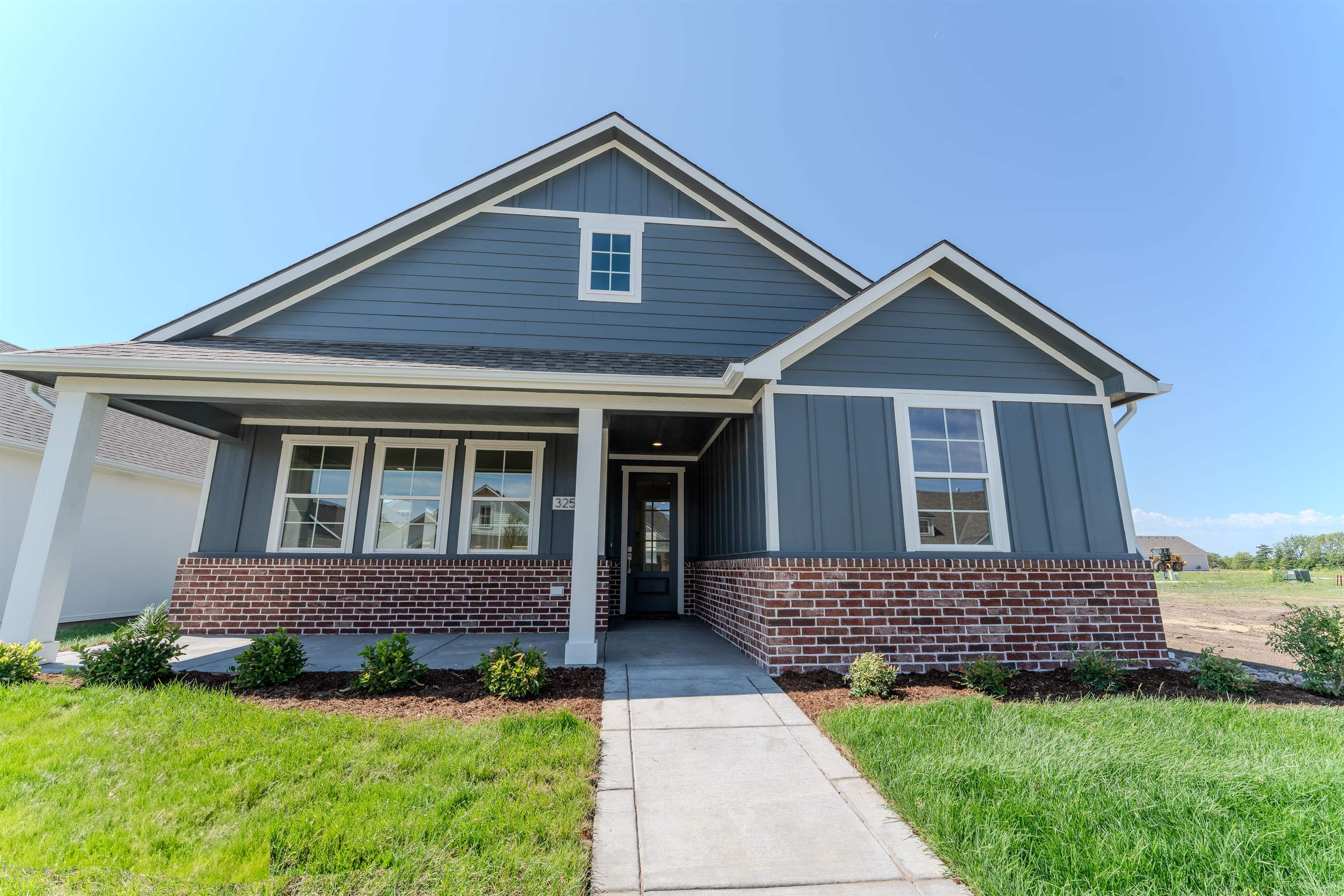 325 W Boxthorn Dr, Andover, Kansas image 1