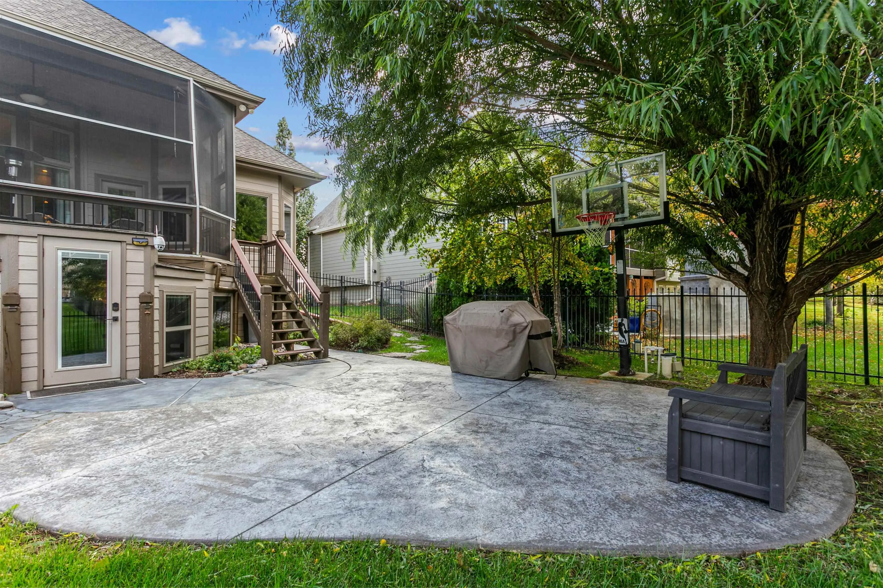 Wichita, Kansas 67228, United States, 5 Bedrooms Bedrooms, ,5 BathroomsBathrooms,Residential,Active,236033