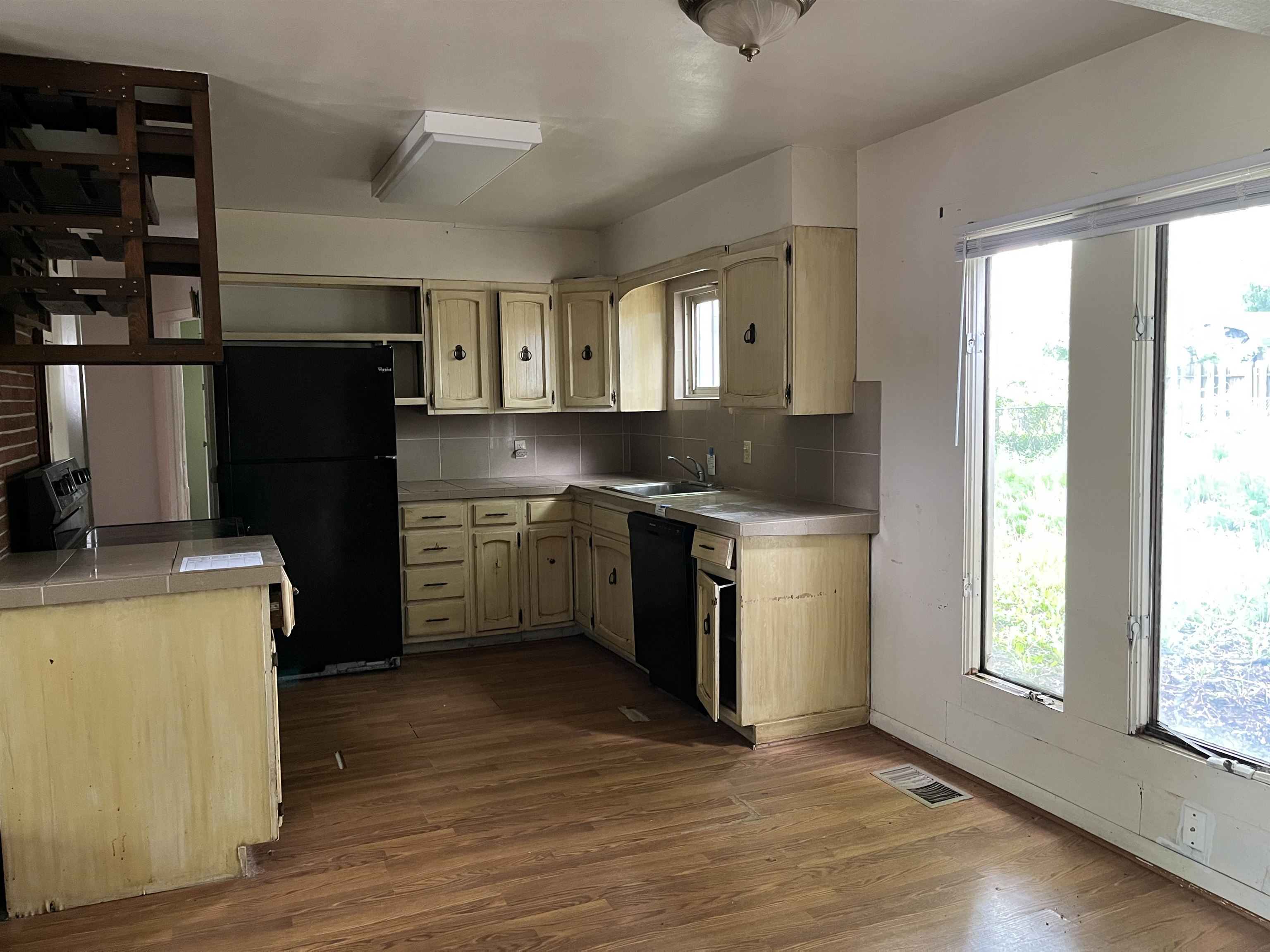 2207 S Pinecrest St, Wichita, Virginia image 7