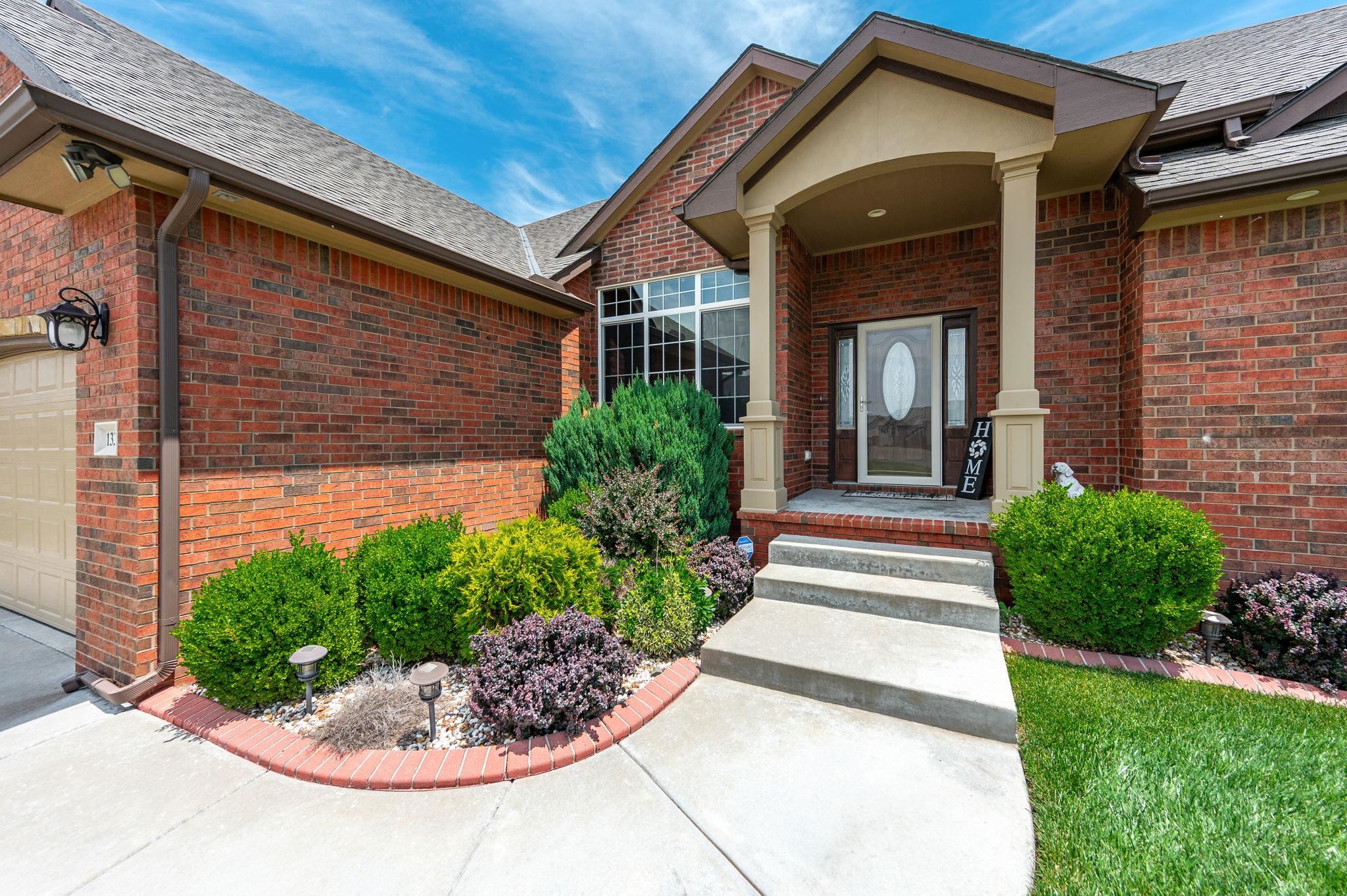1332 S Gateway St, Wichita, Kansas image 2
