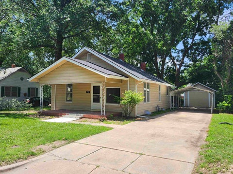 Homes For Sale - 731 S Belmont St<br/> Wichita, KS 67218