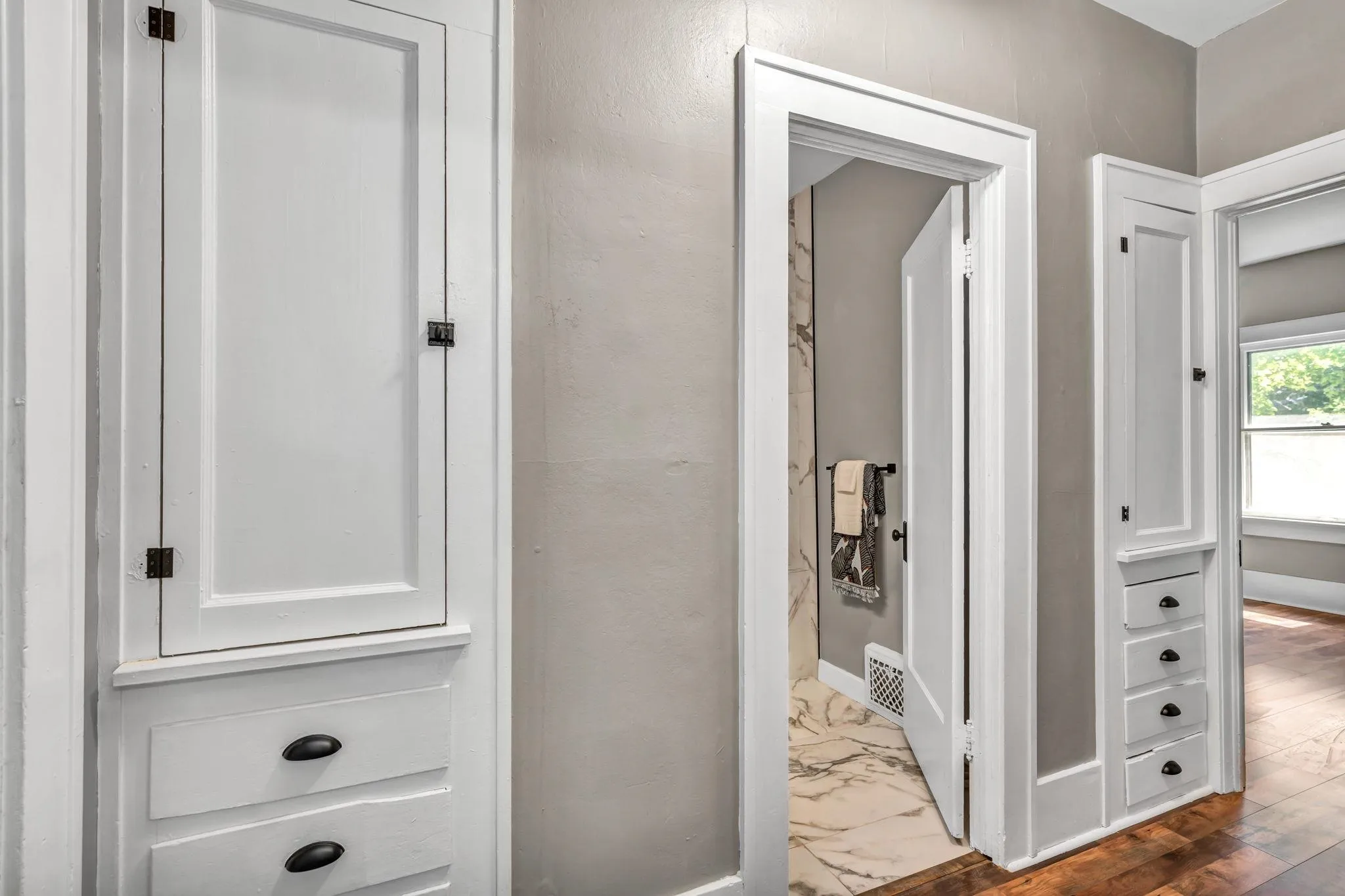 Wichita, Kansas 67214, United States, 3 Bedrooms Bedrooms, ,1 BathroomBathrooms,Residential,Pending,54962