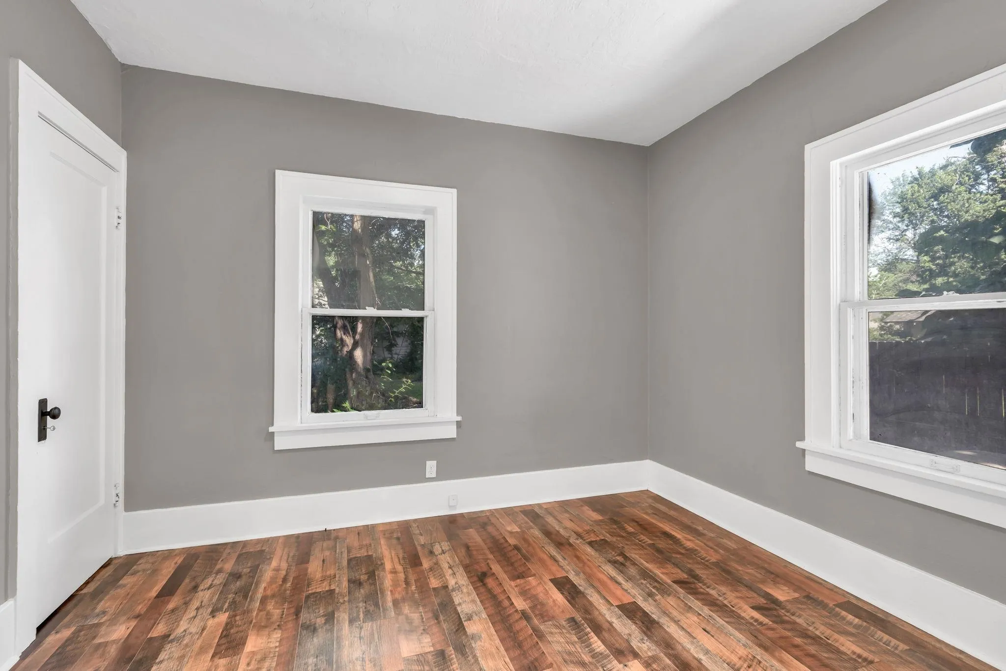 Wichita, Kansas 67214, United States, 3 Bedrooms Bedrooms, ,1 BathroomBathrooms,Residential,Pending,54962