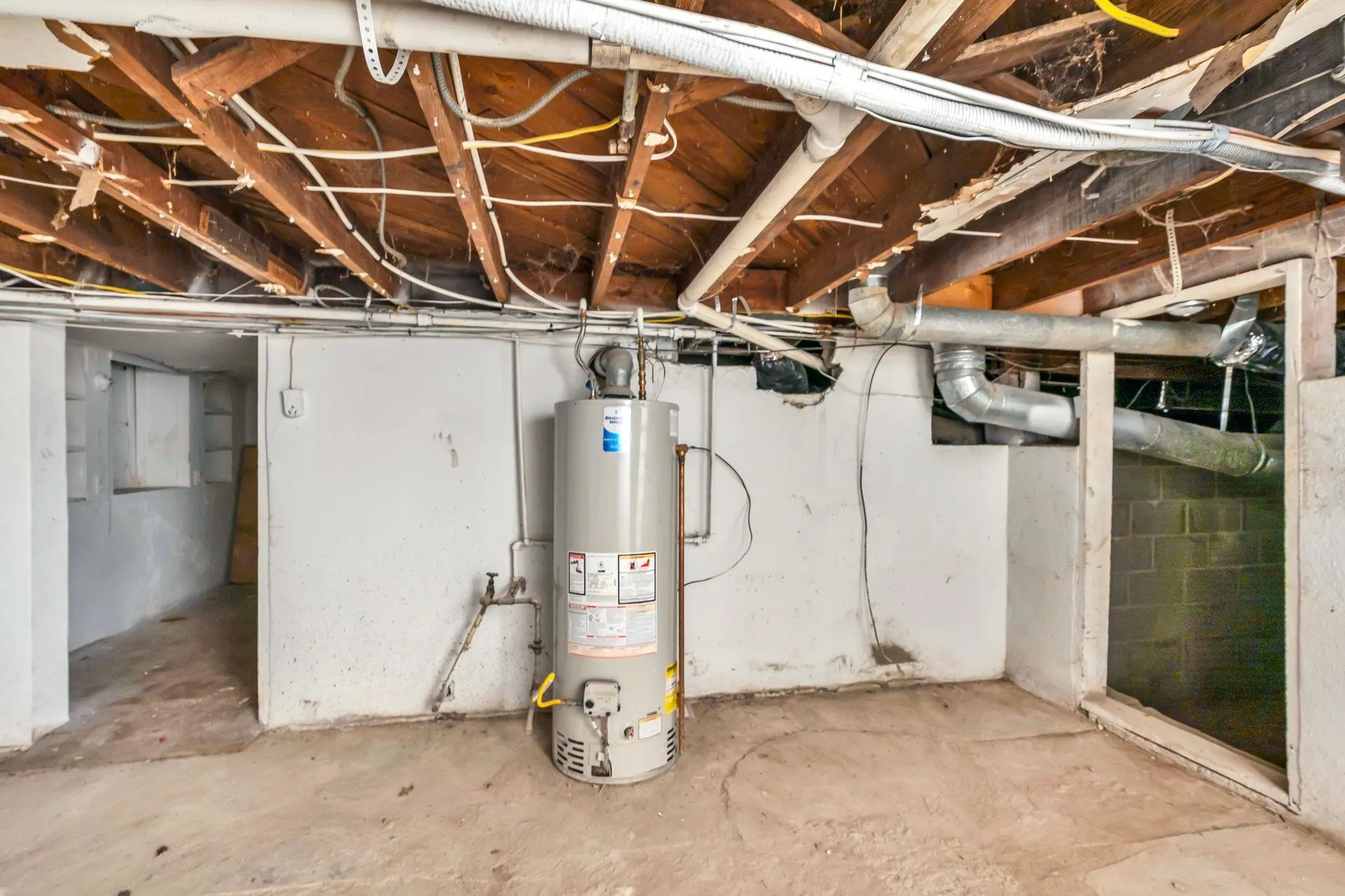 Wichita, Kansas 67214, United States, 3 Bedrooms Bedrooms, ,1 BathroomBathrooms,Residential,Pending,54962