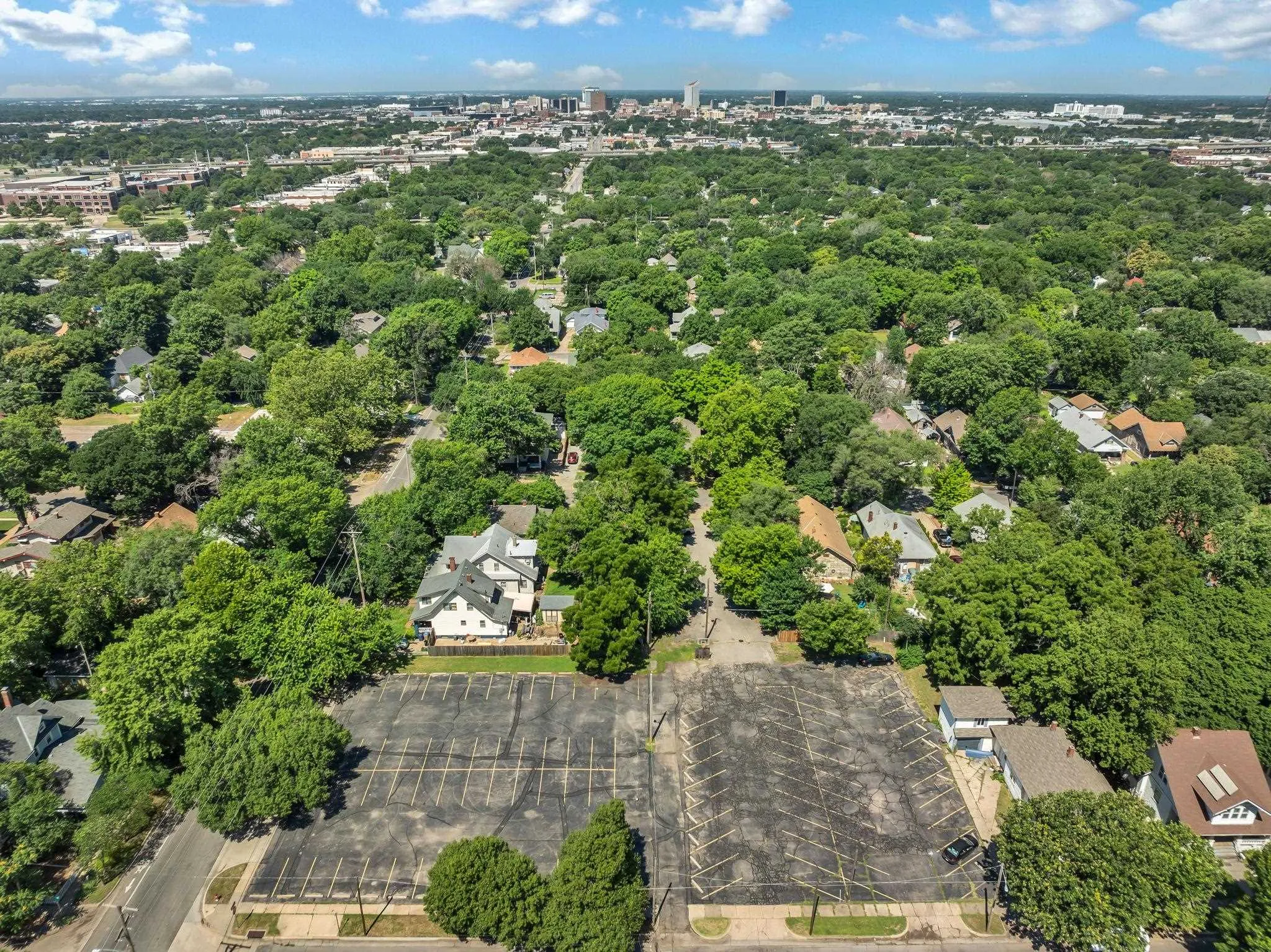 Wichita, Kansas 67214, United States, 3 Bedrooms Bedrooms, ,1 BathroomBathrooms,Residential,Pending,54962