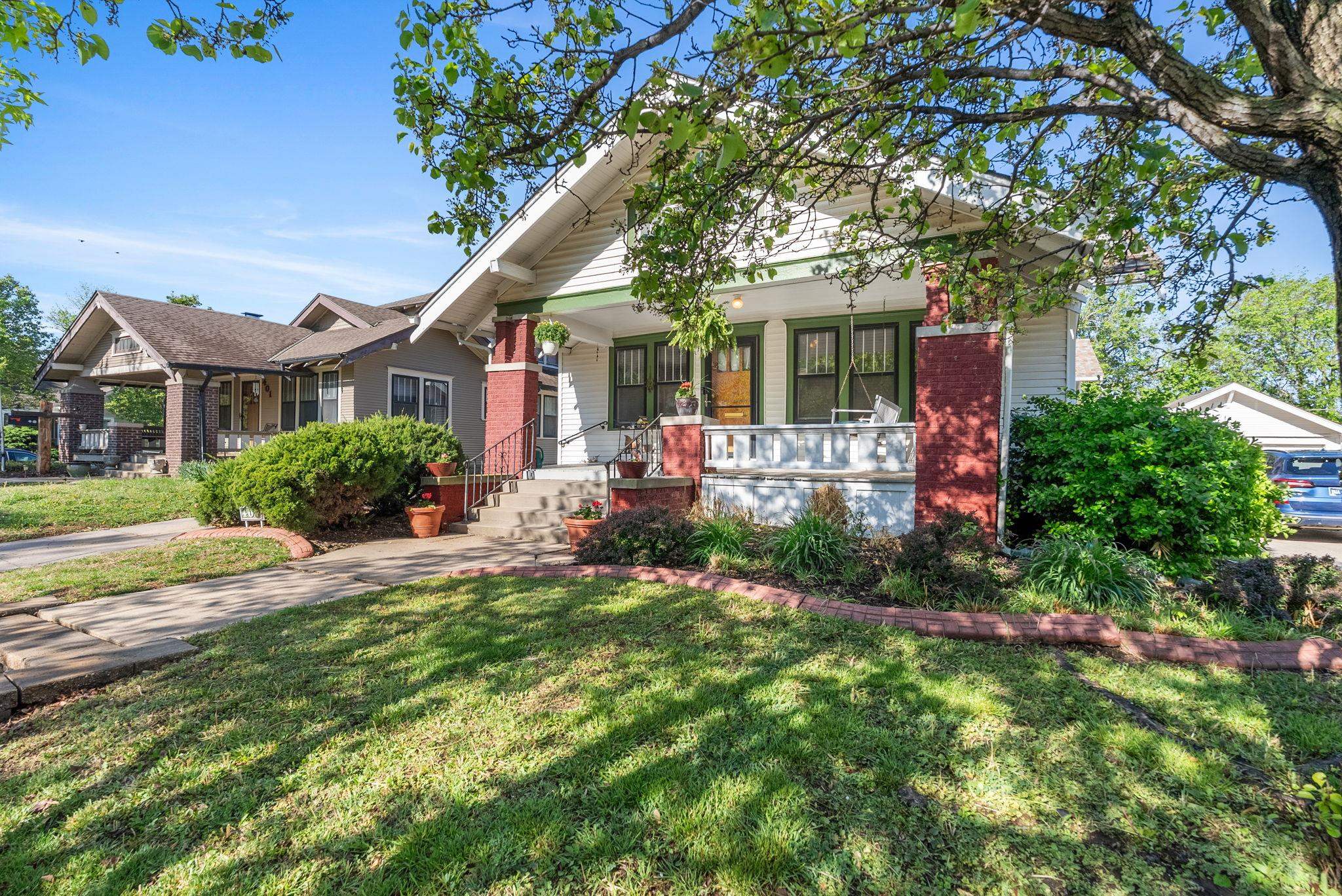 407 N Clifton Ave, Wichita, Kansas image 4