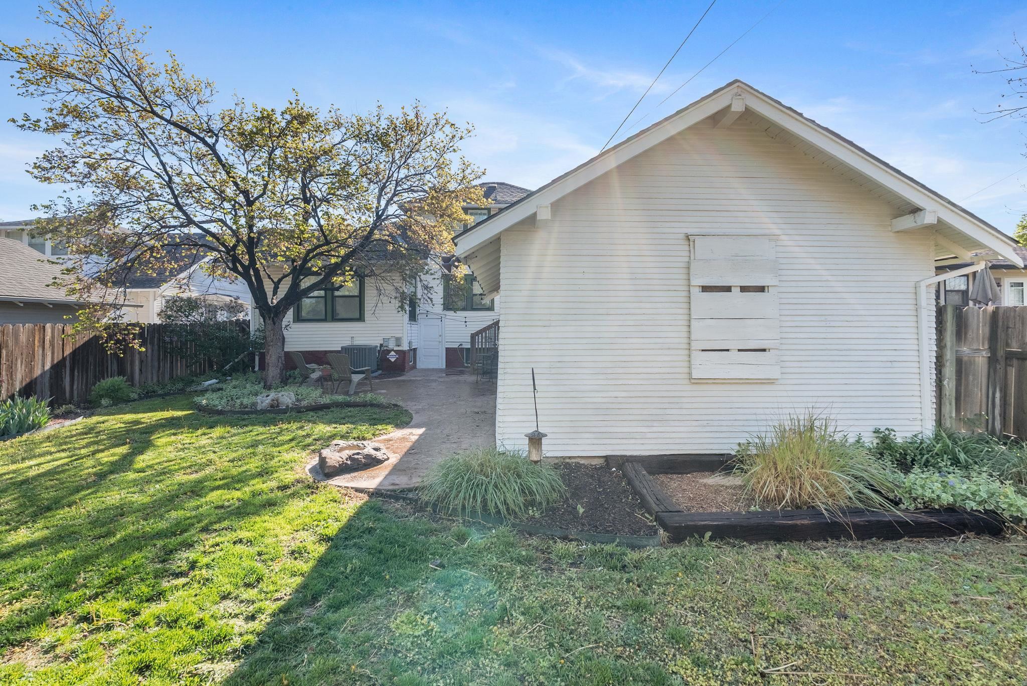 407 N Clifton Ave, Wichita, Kansas image 31