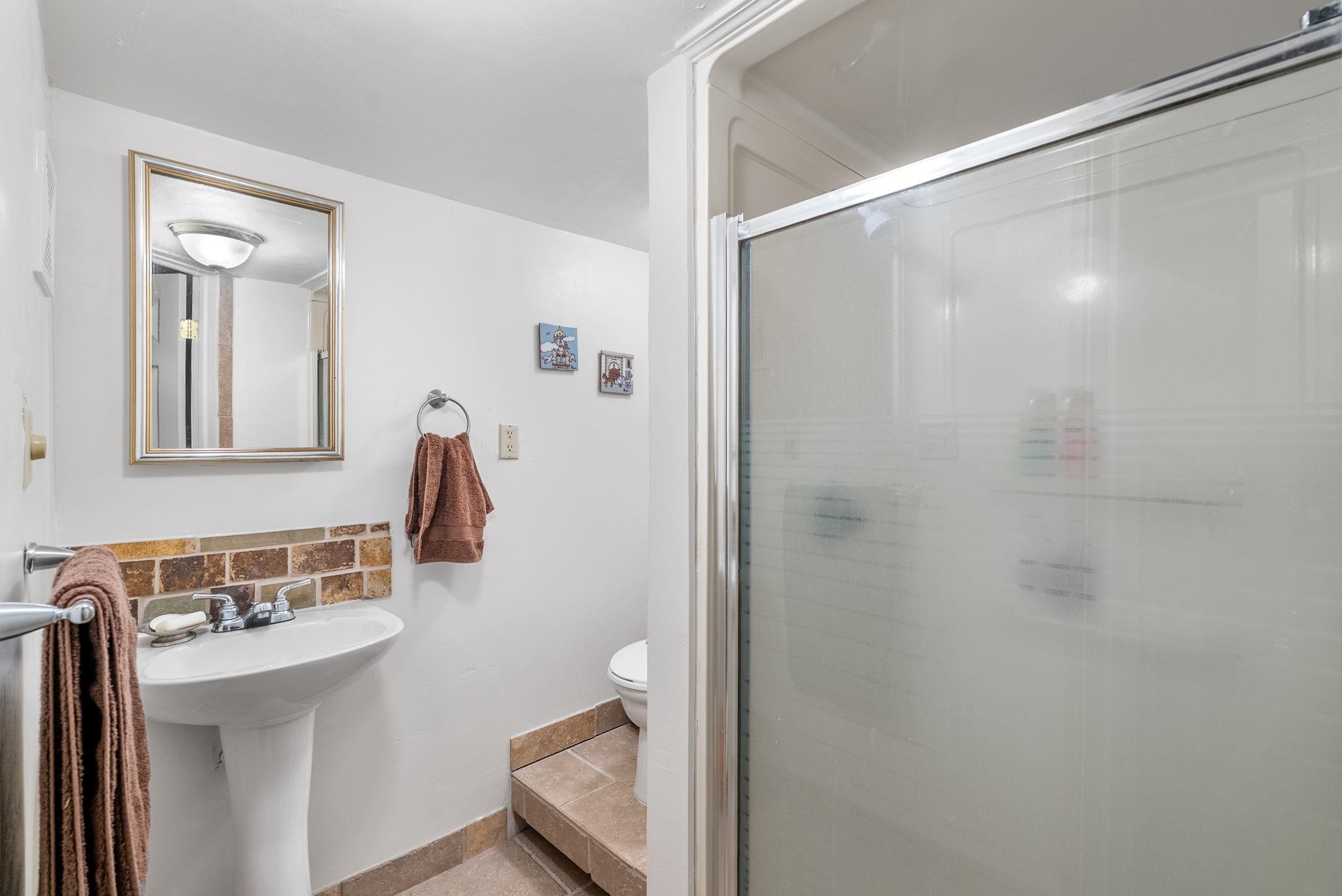 407 N Clifton Ave, Wichita, Kansas image 24