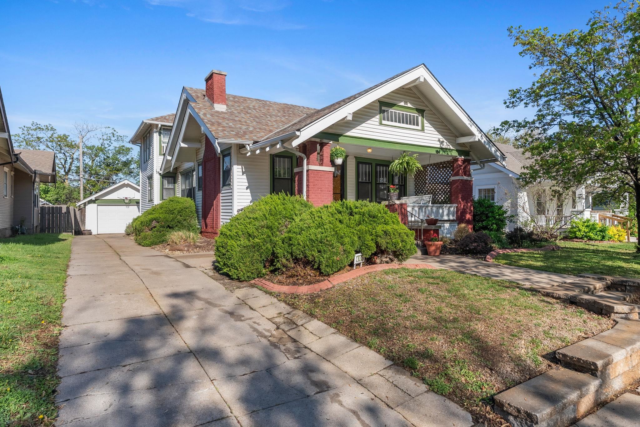 407 N Clifton Ave, Wichita, Kansas image 2