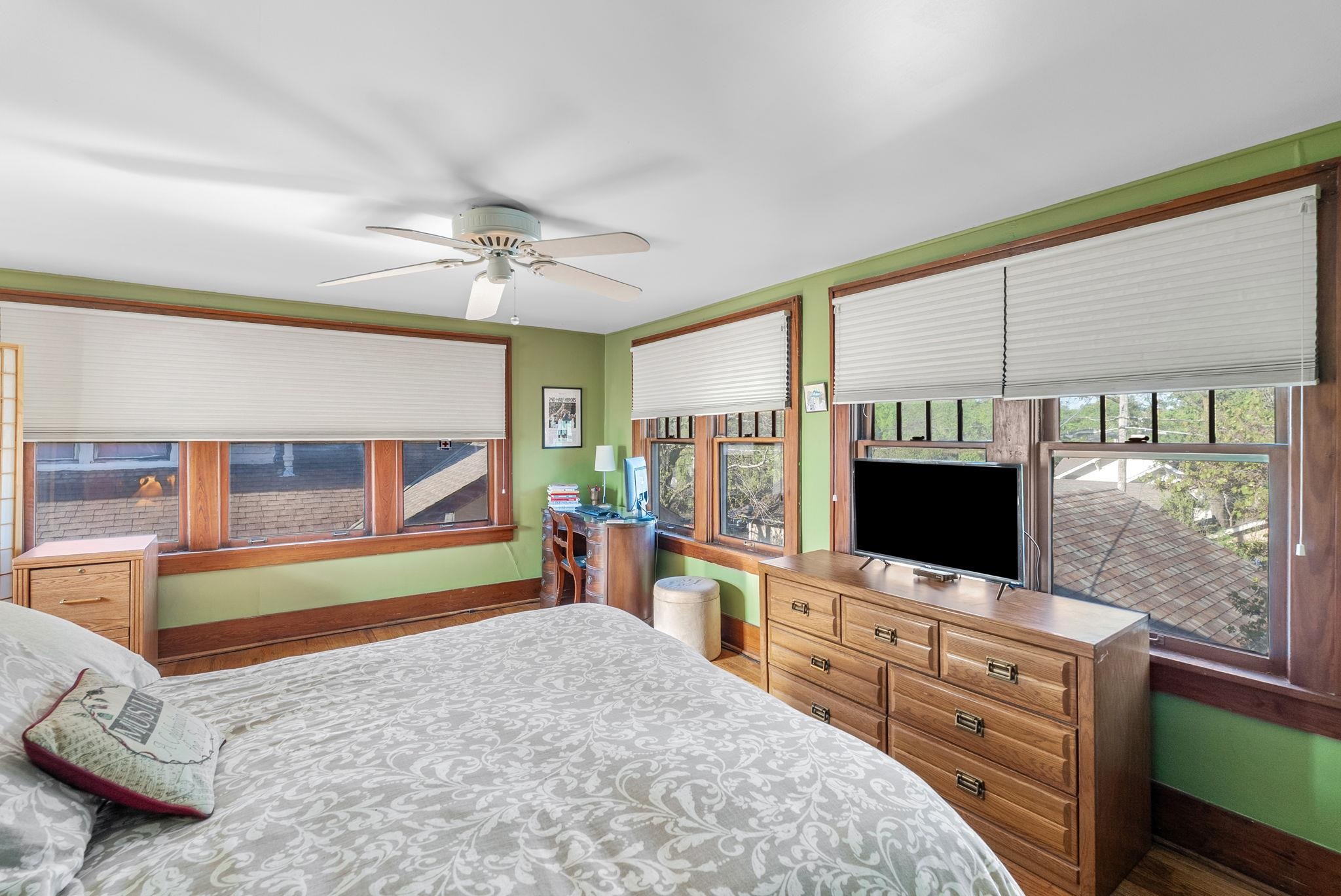 407 N Clifton Ave, Wichita, Kansas image 23