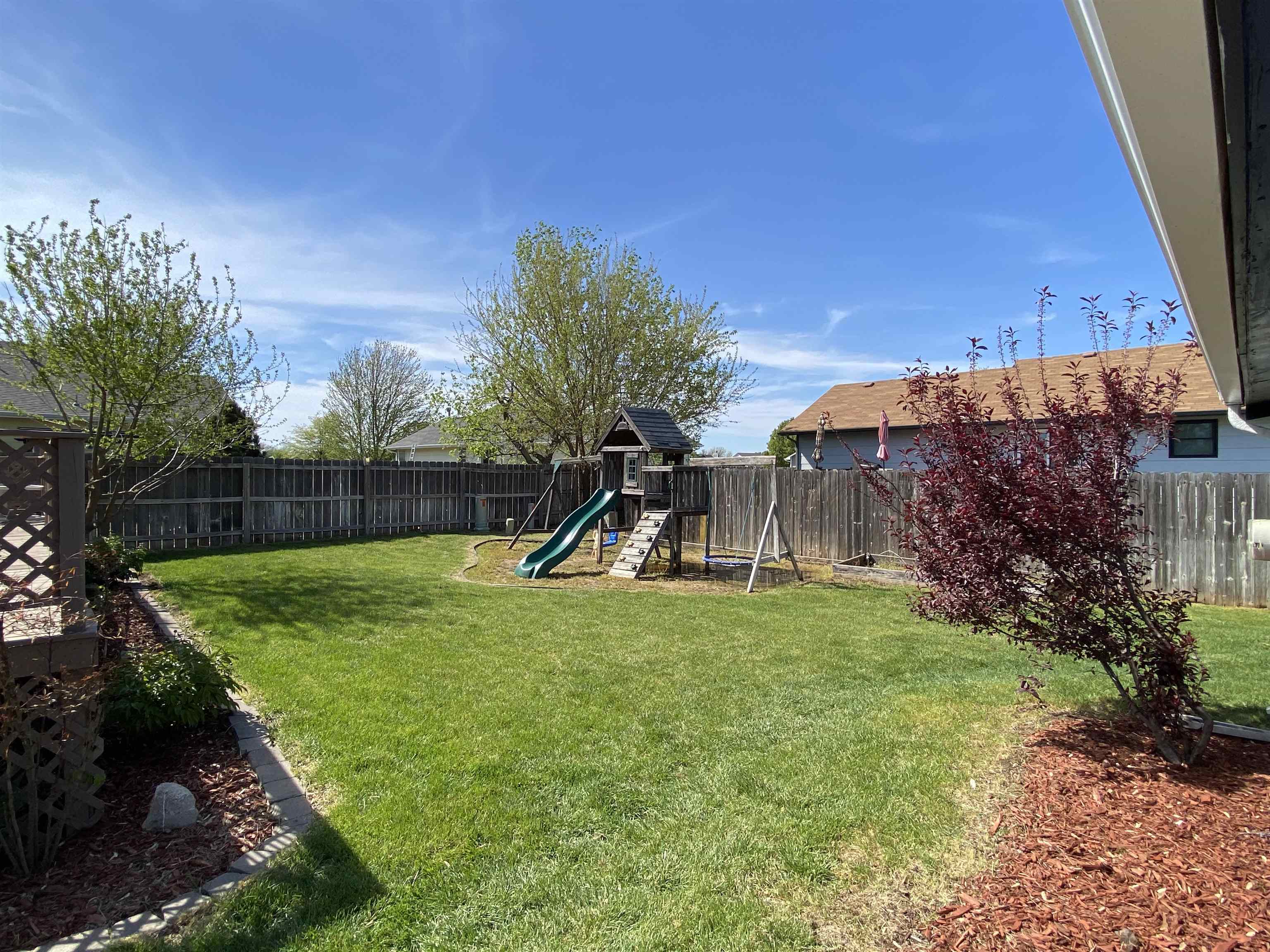 339 S Peach Cir, Haysville, Kansas image 23