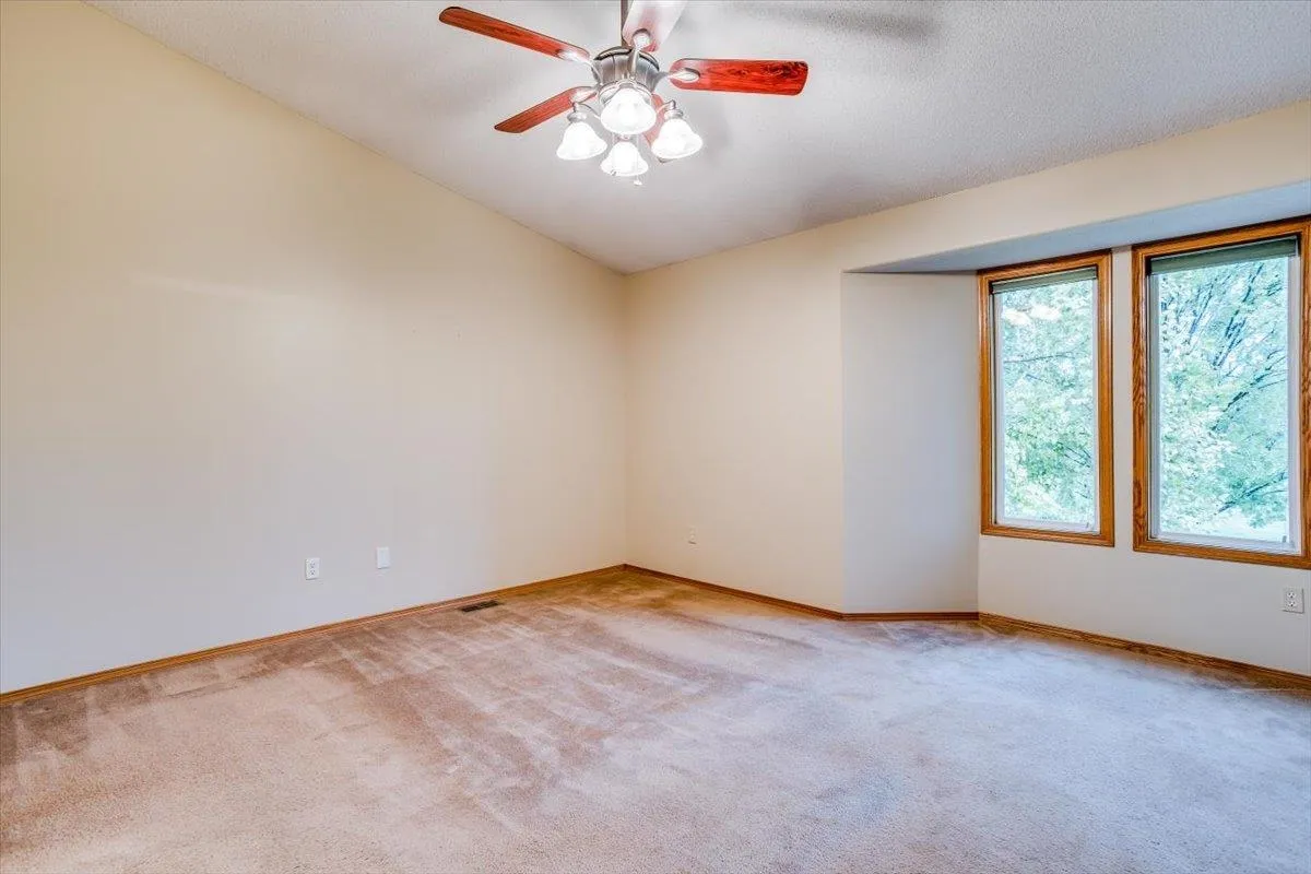 Derby, Kansas 67037, United States, 4 Bedrooms Bedrooms, ,3 BathroomsBathrooms,Residential,Pending,47416