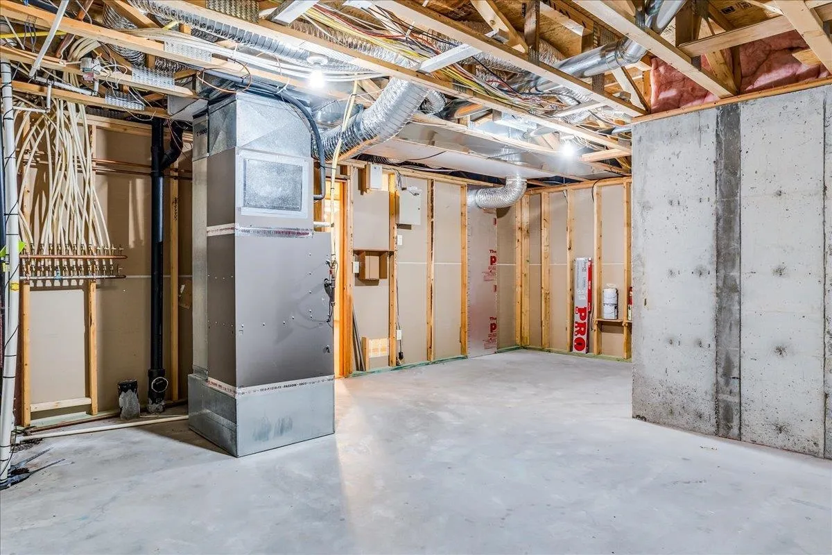 Derby, Kansas 67037, United States, 4 Bedrooms Bedrooms, ,3 BathroomsBathrooms,Residential,Pending,47416