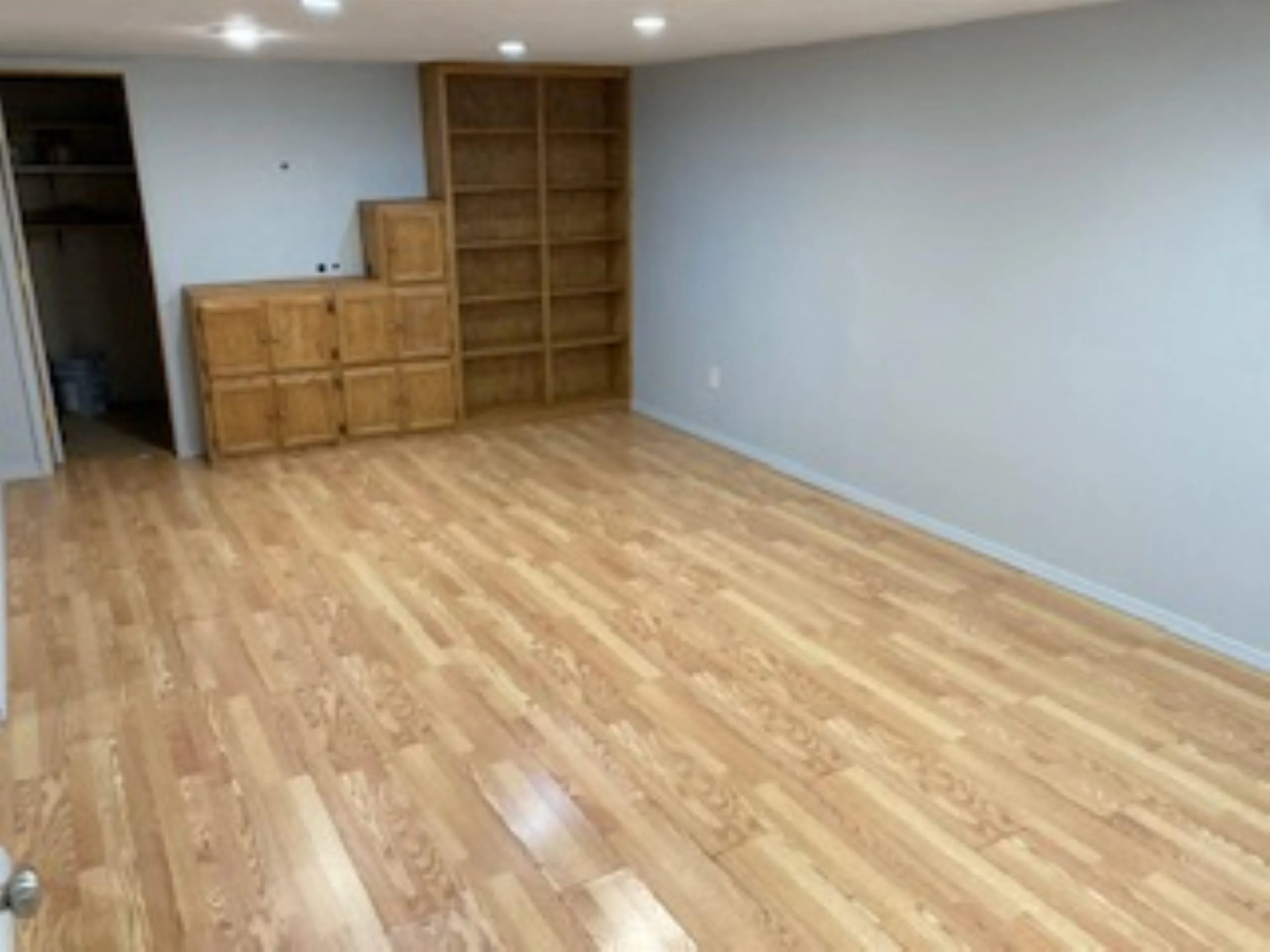 Wichita, Kansas 67204, United States, 5 Bedrooms Bedrooms, ,2 BathroomsBathrooms,Residential,Active,174668