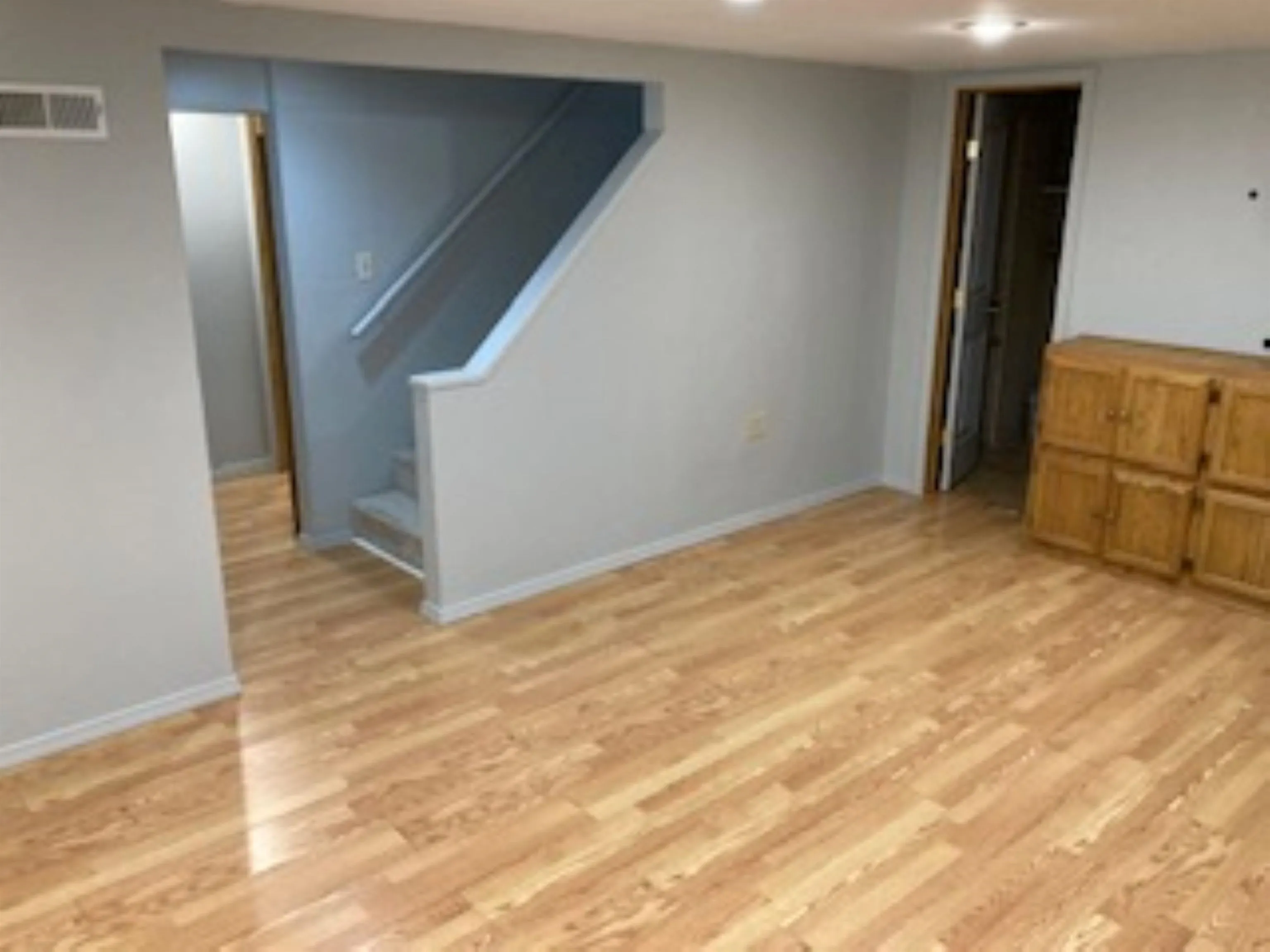 Wichita, Kansas 67204, United States, 5 Bedrooms Bedrooms, ,2 BathroomsBathrooms,Residential,Active,174668