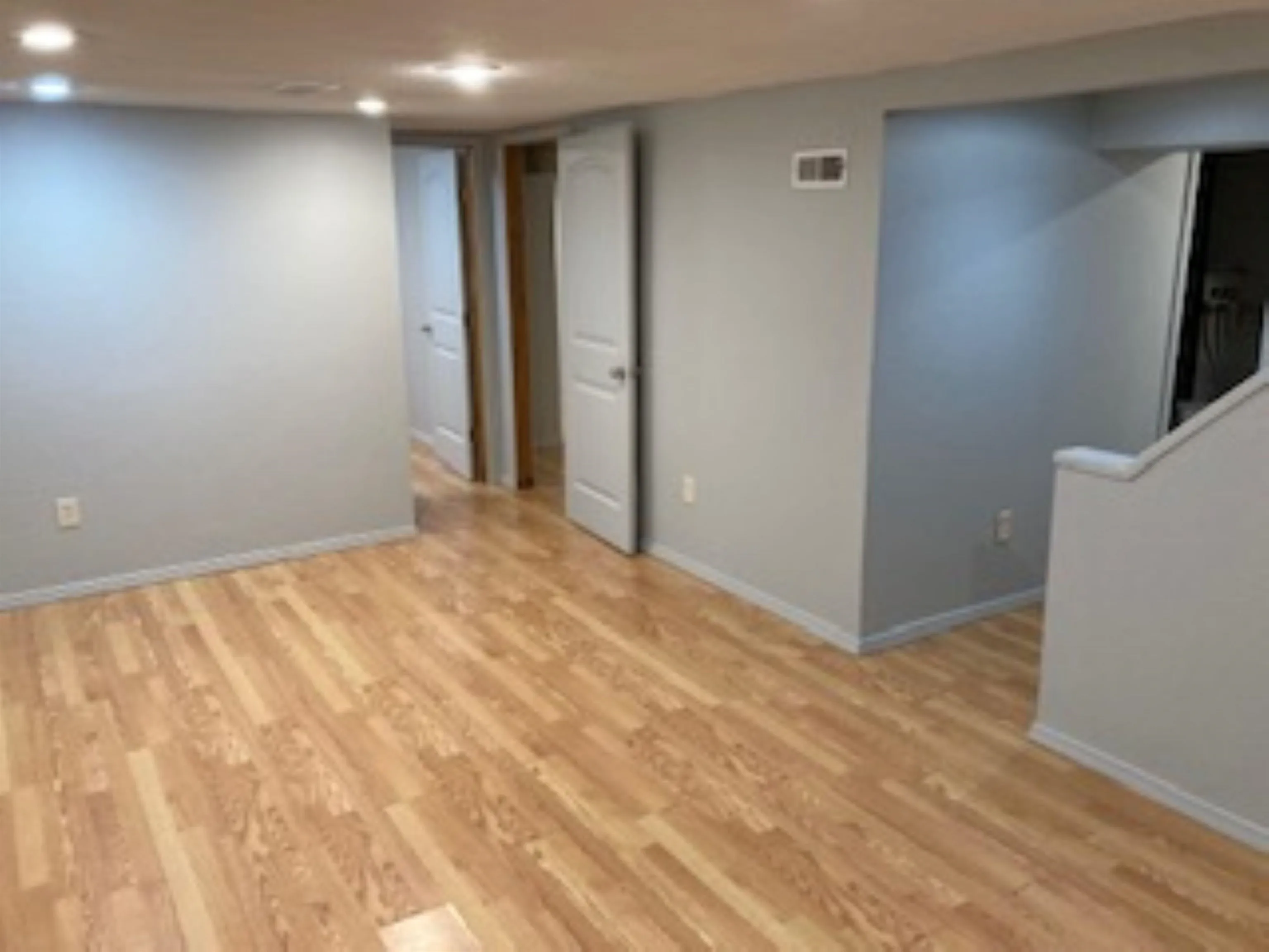 Wichita, Kansas 67204, United States, 5 Bedrooms Bedrooms, ,2 BathroomsBathrooms,Residential,Active,174668