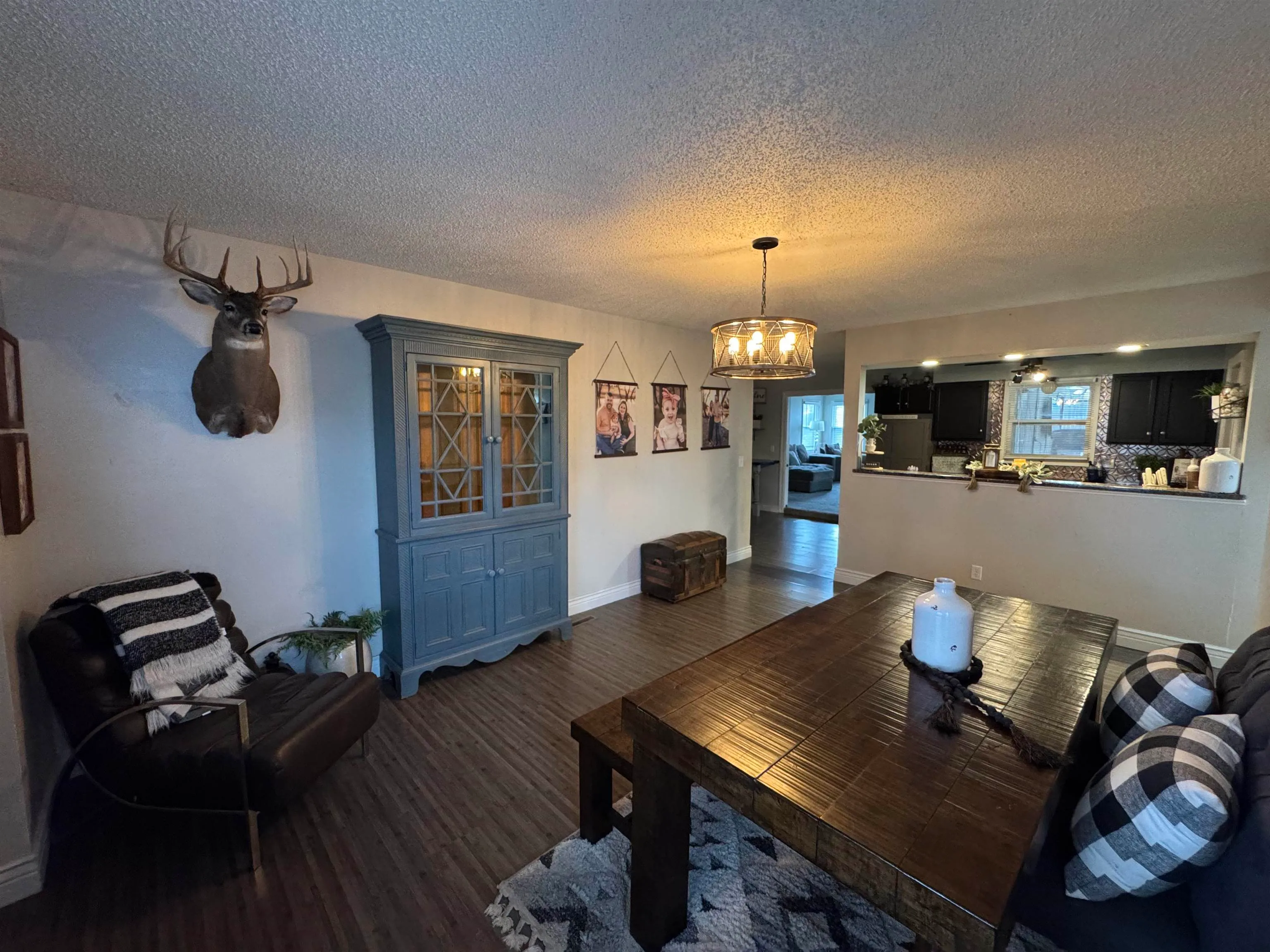 Wellington, Kansas 67152, United States, 3 Bedrooms Bedrooms, ,1 BathroomBathrooms,Residential,Active,249339