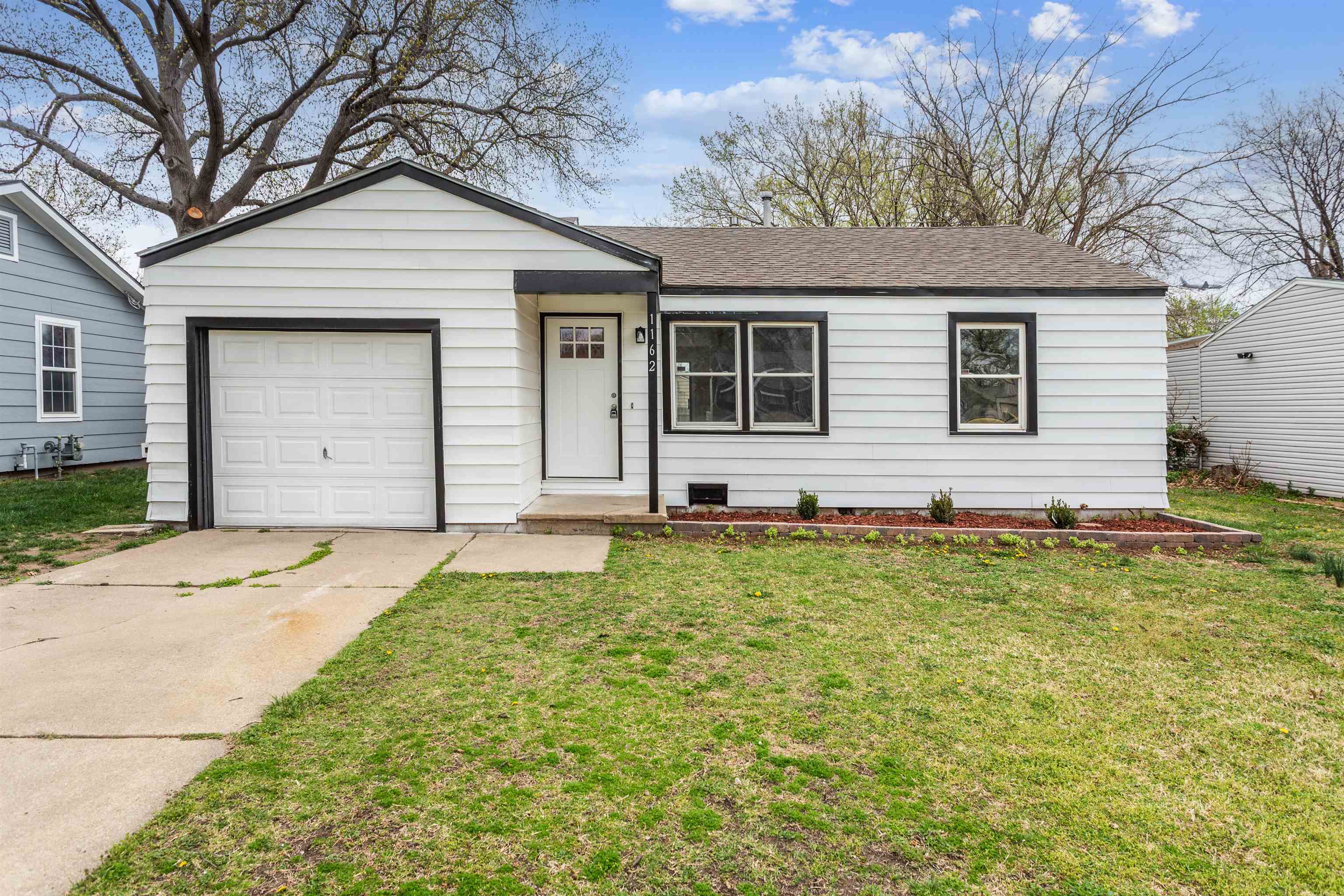 1162 S Pineridge Rd, Wichita, Kansas image 1