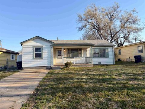 Homes For Sale - 1826 W Webb Ave<br/> El Dorado, KS 67042